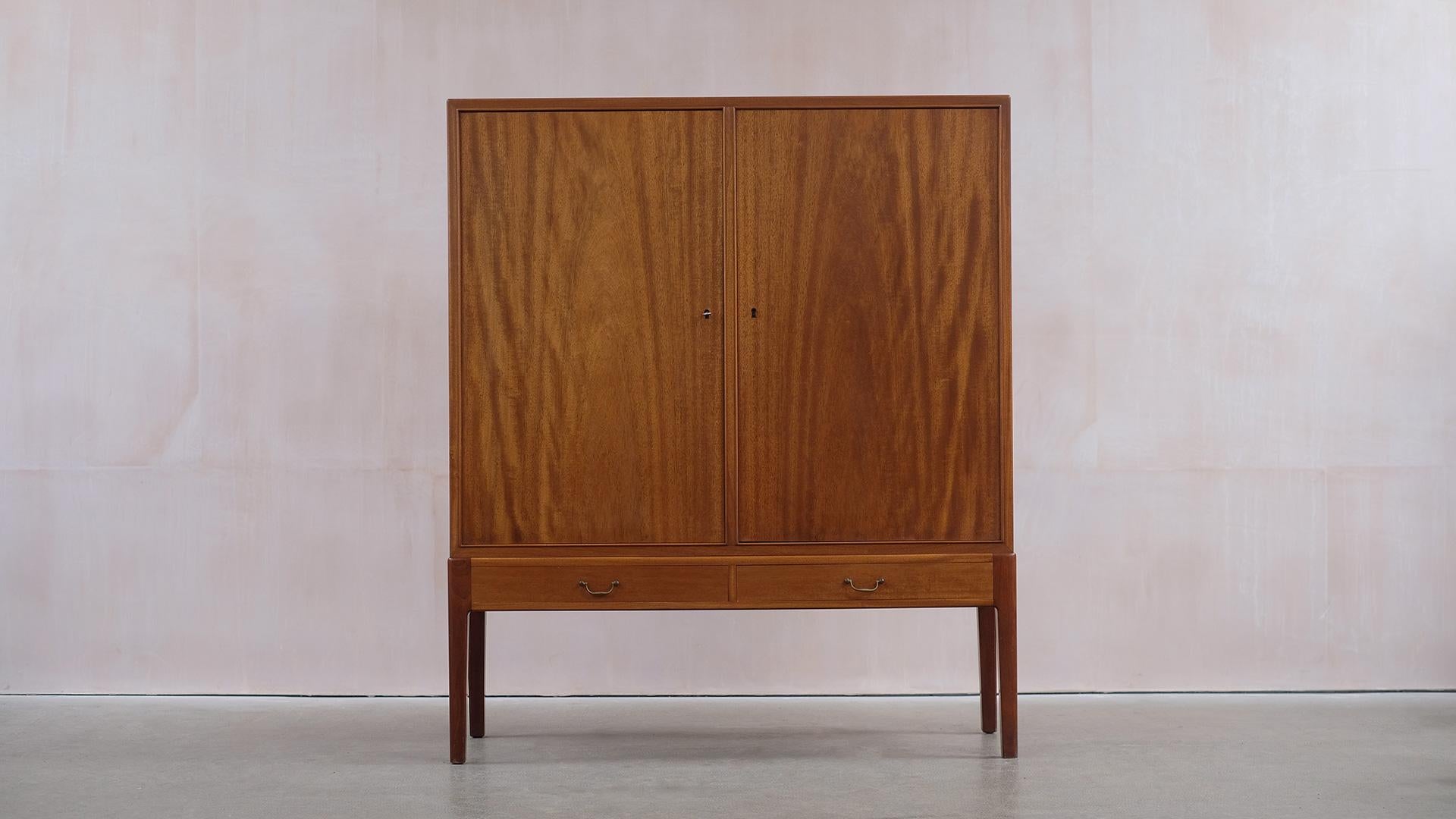 Wonderful 1940’s Danish linen press in Mahogany by a Danish Cabinetmaker. Superb proportions and excellent quality with fine detailing throughout. Great piece, both beautiful and super useful. 

