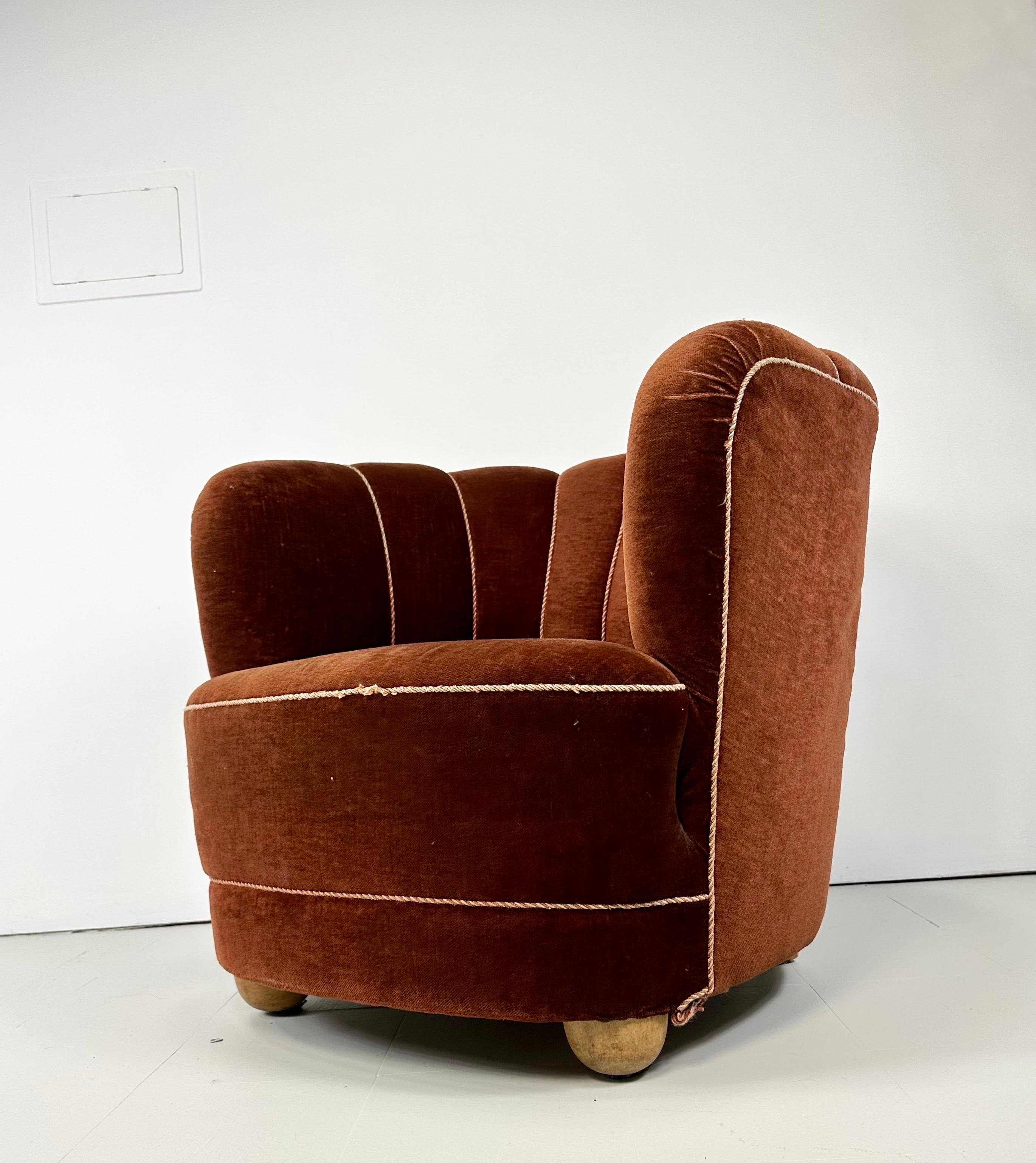 1940’s Danish Barrel Lounge Chair. Birch legs. Original Upholstery.
Denmark

This listing is for one chair. We do have a similar chair that was paired with this chair originally in a separate listing. We do show one image of the chairs together for