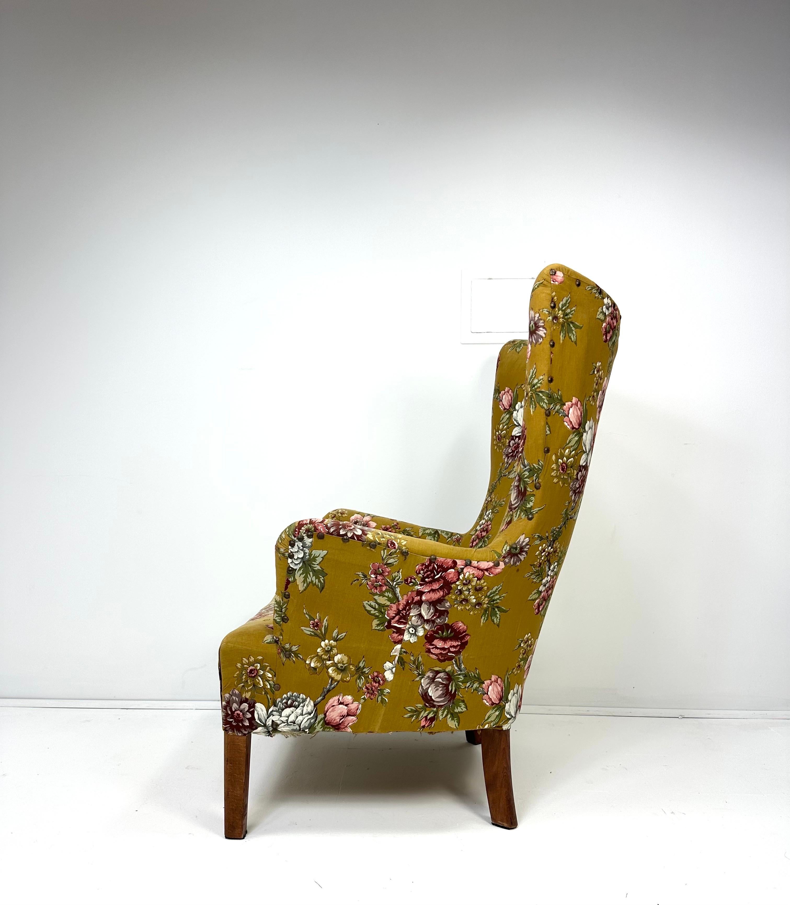 1940's Danish Lounge Chair (Dänisch) im Angebot
