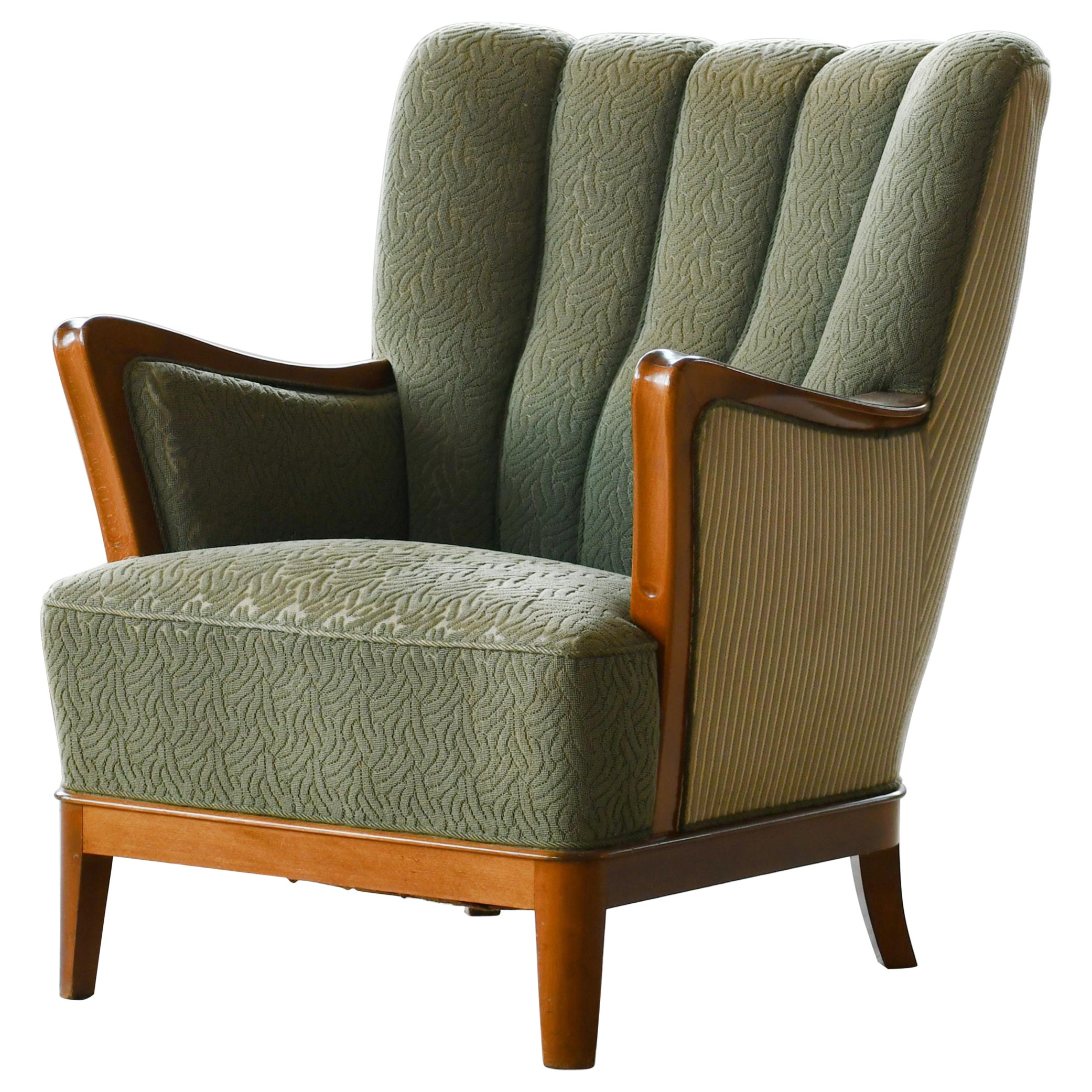 1940s Danish Lounge Chairs with Maple Frame and Armrests For Sale