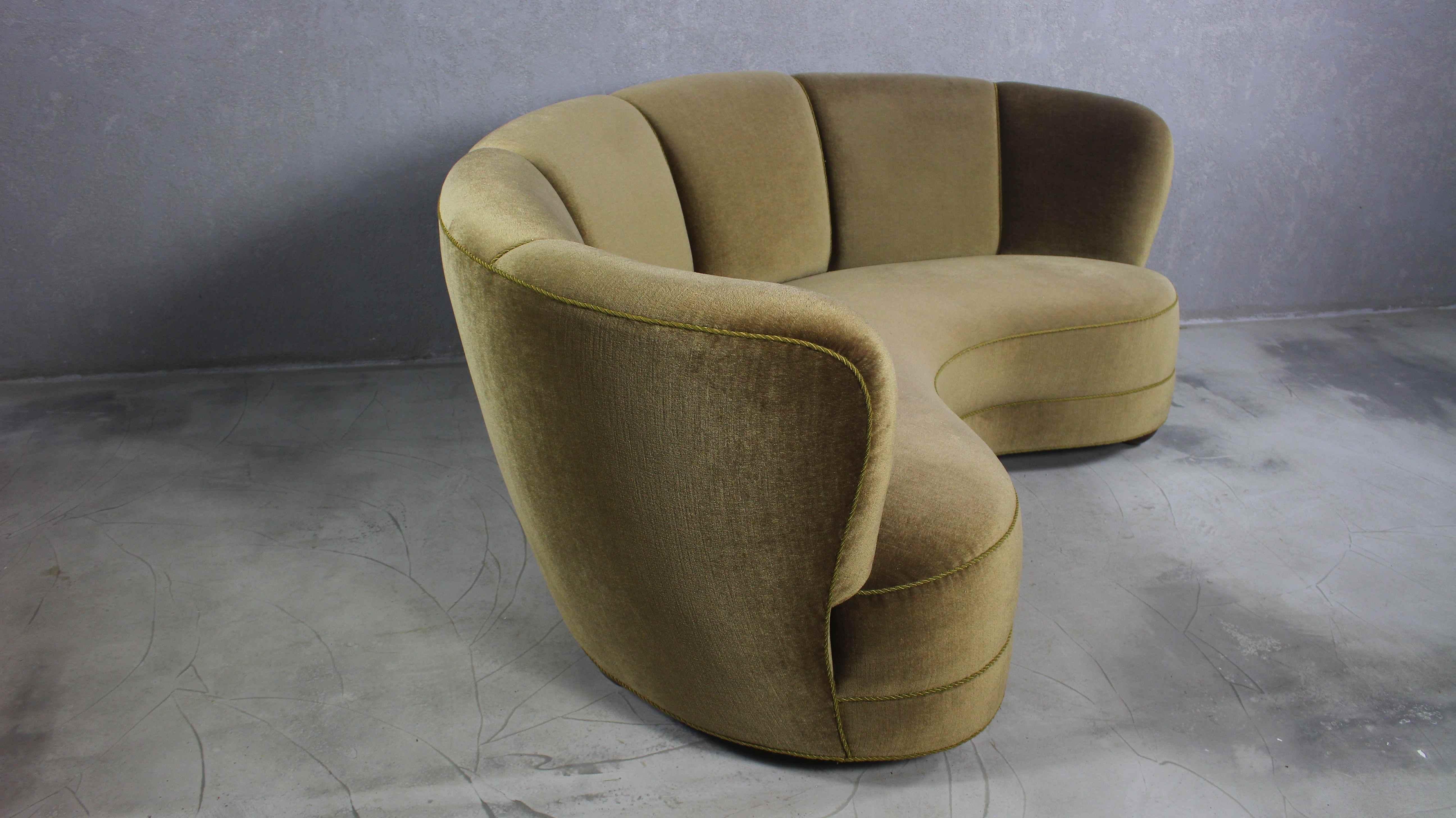 Scandinavian Modern 1940s, Danish Modern Curved Velvet Banana Sofa