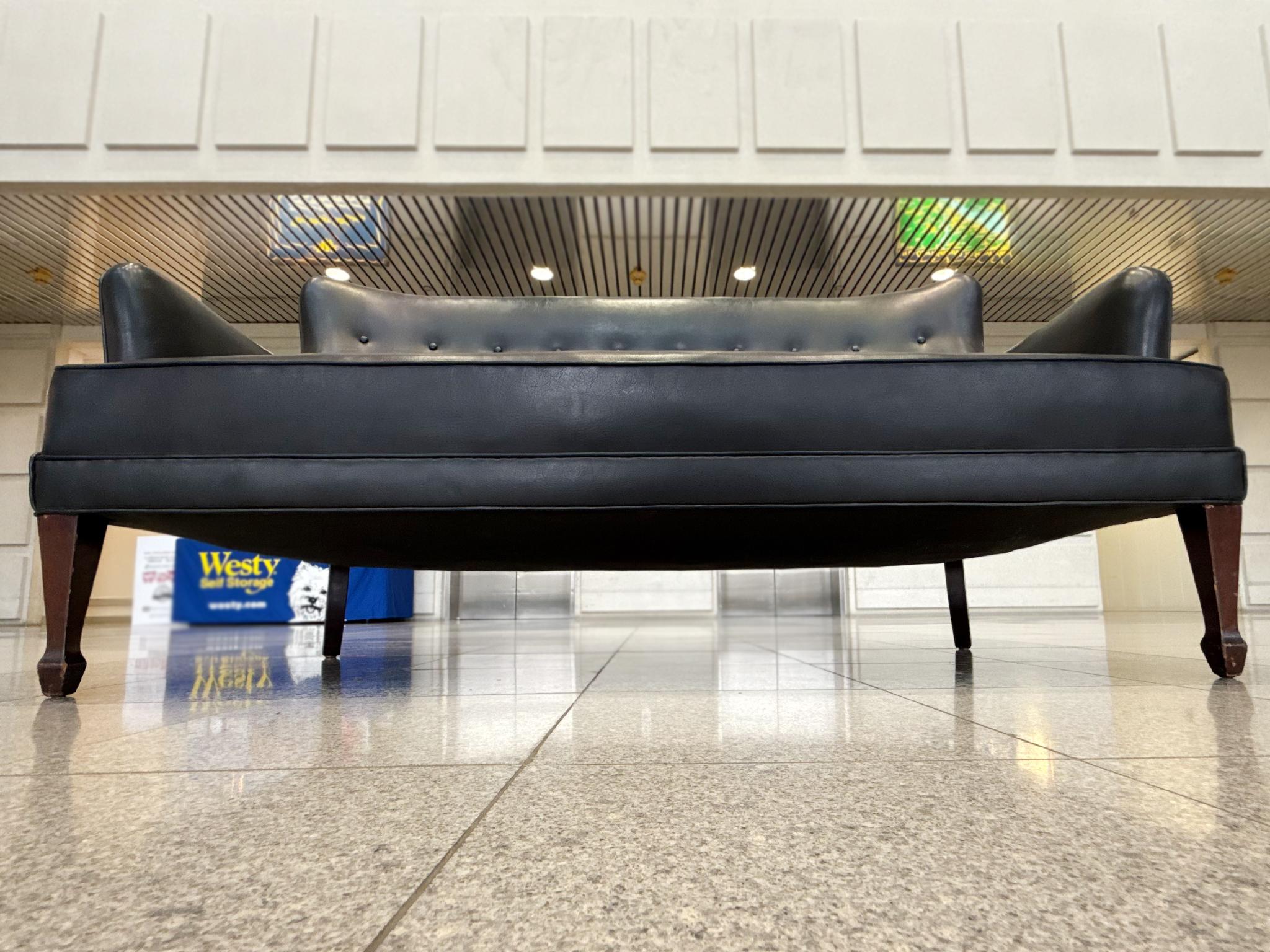 1940s Danish Modern Leather Settee by Georg Kofoed en vente 3