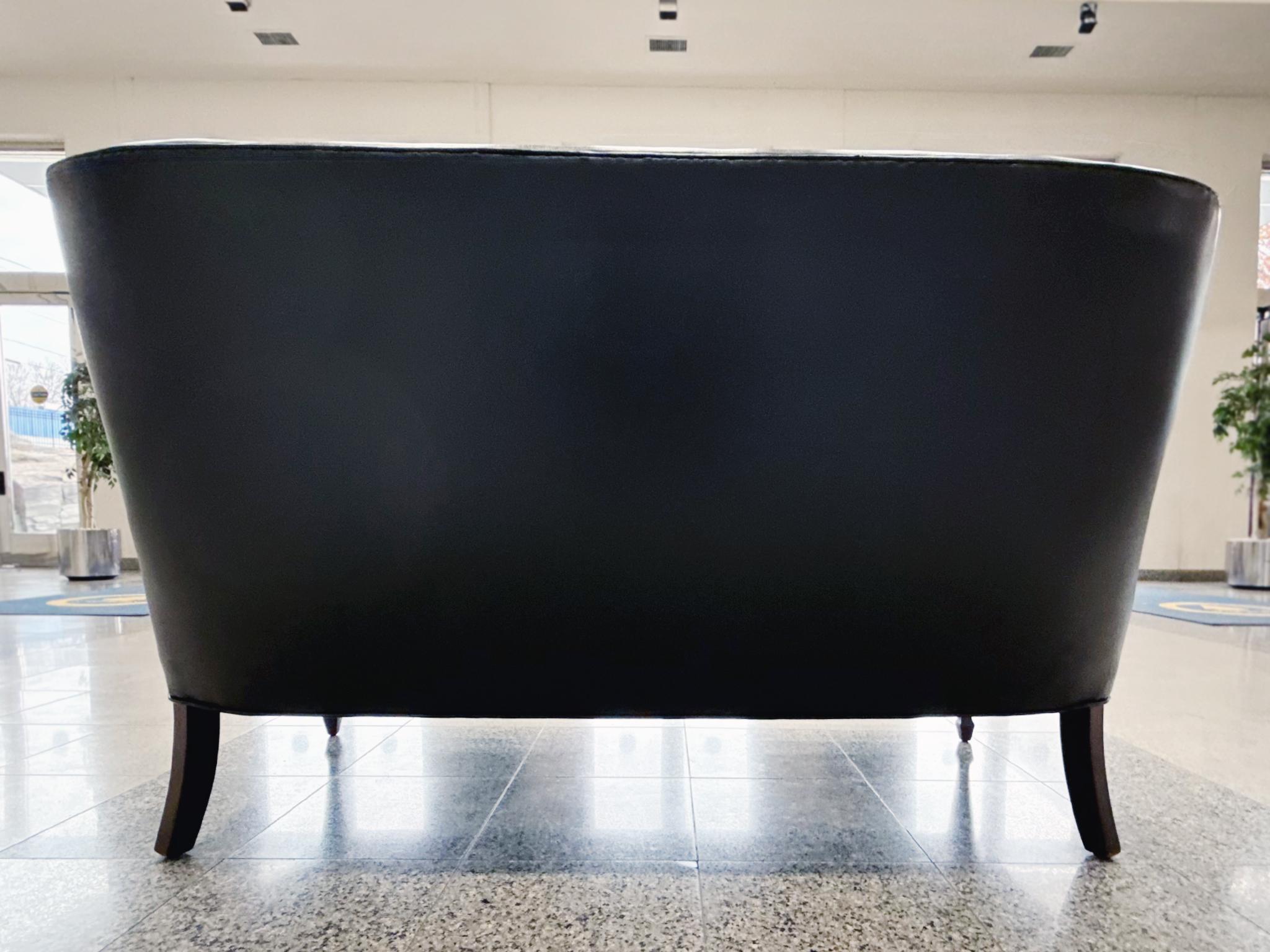 1940s Danish Modern Leather Settee by Georg Kofoed en vente 4