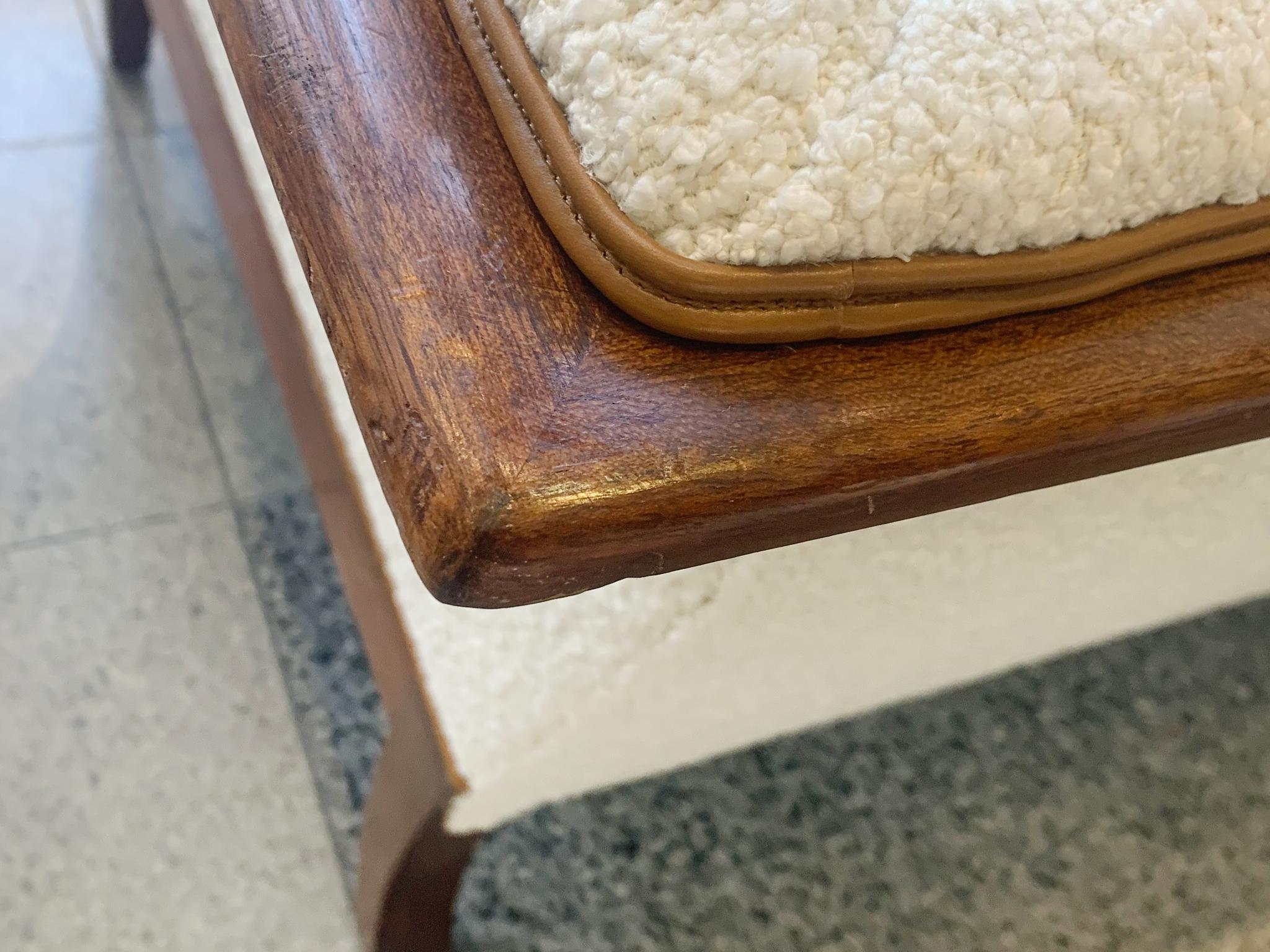 Sofá moderno danés de los años 40 de Frits Henningsen en venta 3