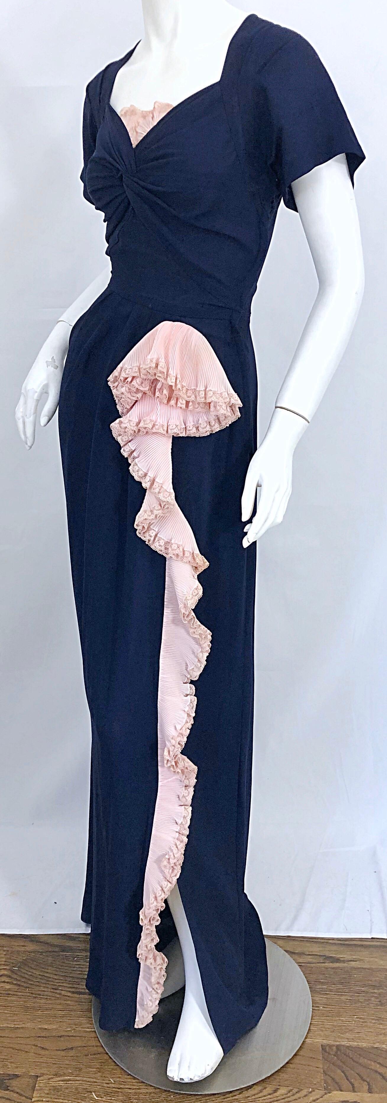 1940s Demi Couture Navy Blue + Pale Pink Short Sleeve 40s Vintage Gown / Dress For Sale 2