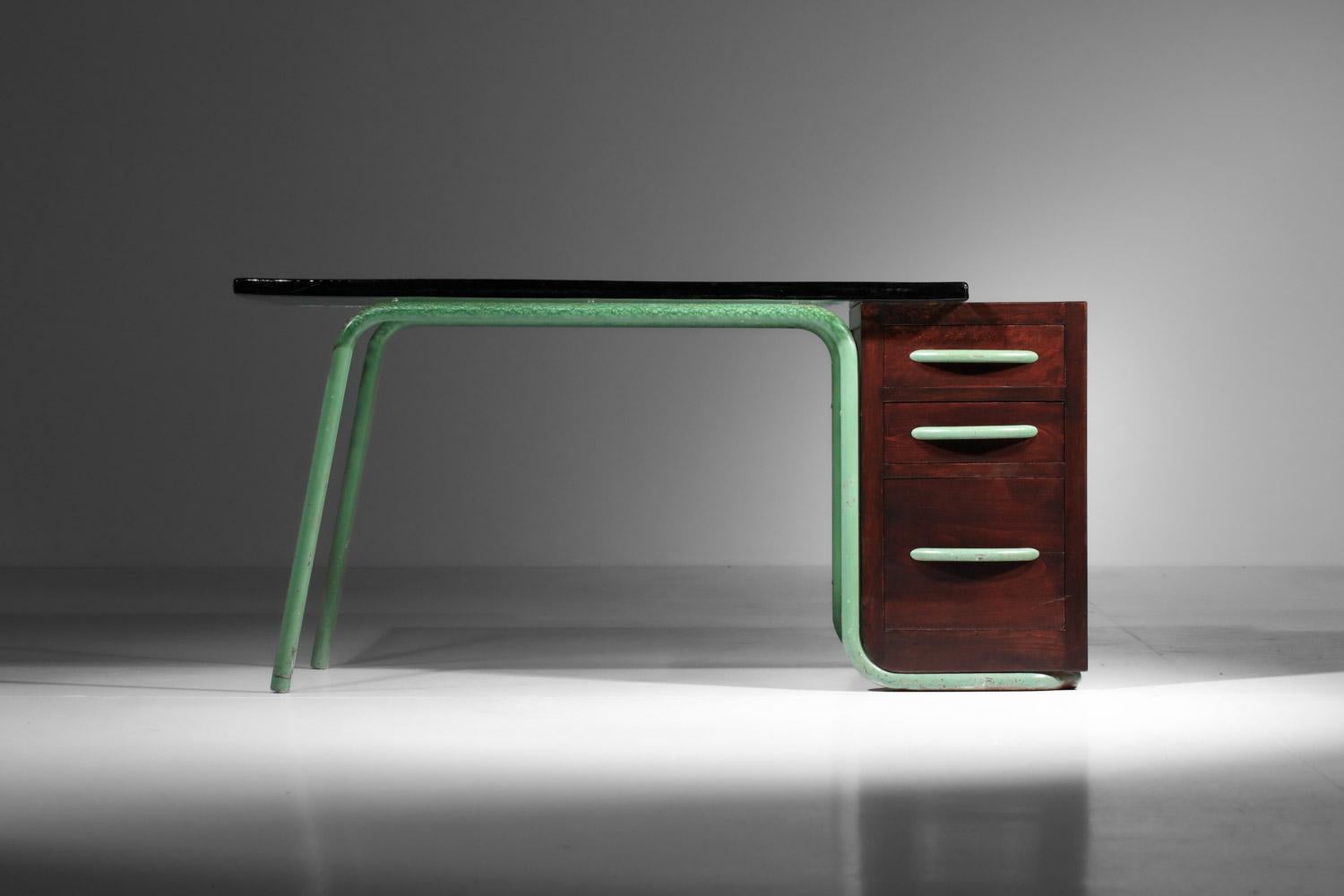 Schreibtisch aus den 1940er Jahren aus Holz und lackierten Stahlrohren mit einer zusätzlichen Glasplatte im Angebot 7