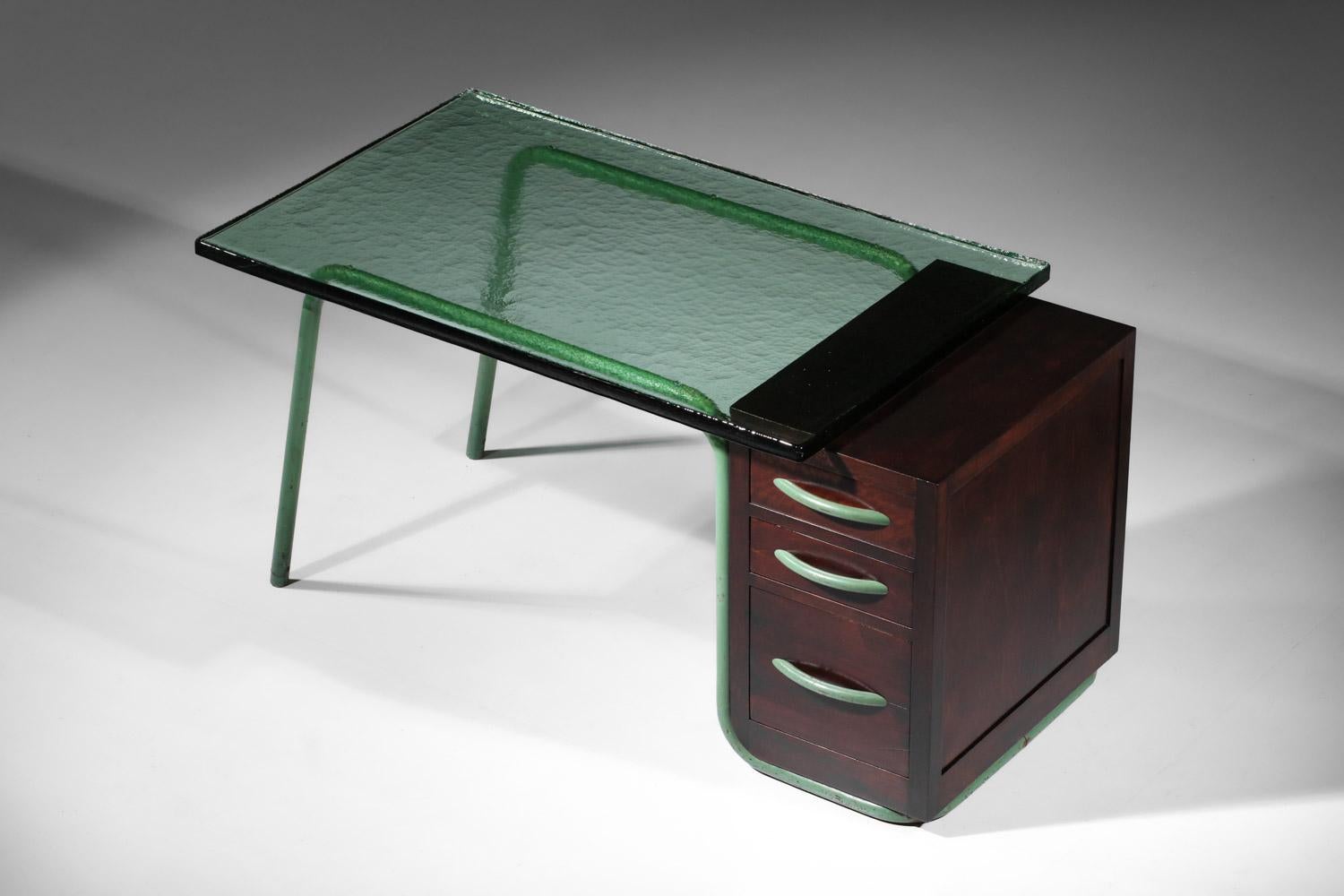 Schreibtisch aus den 1940er Jahren aus Holz und lackierten Stahlrohren mit einer zusätzlichen Glasplatte im Angebot 3