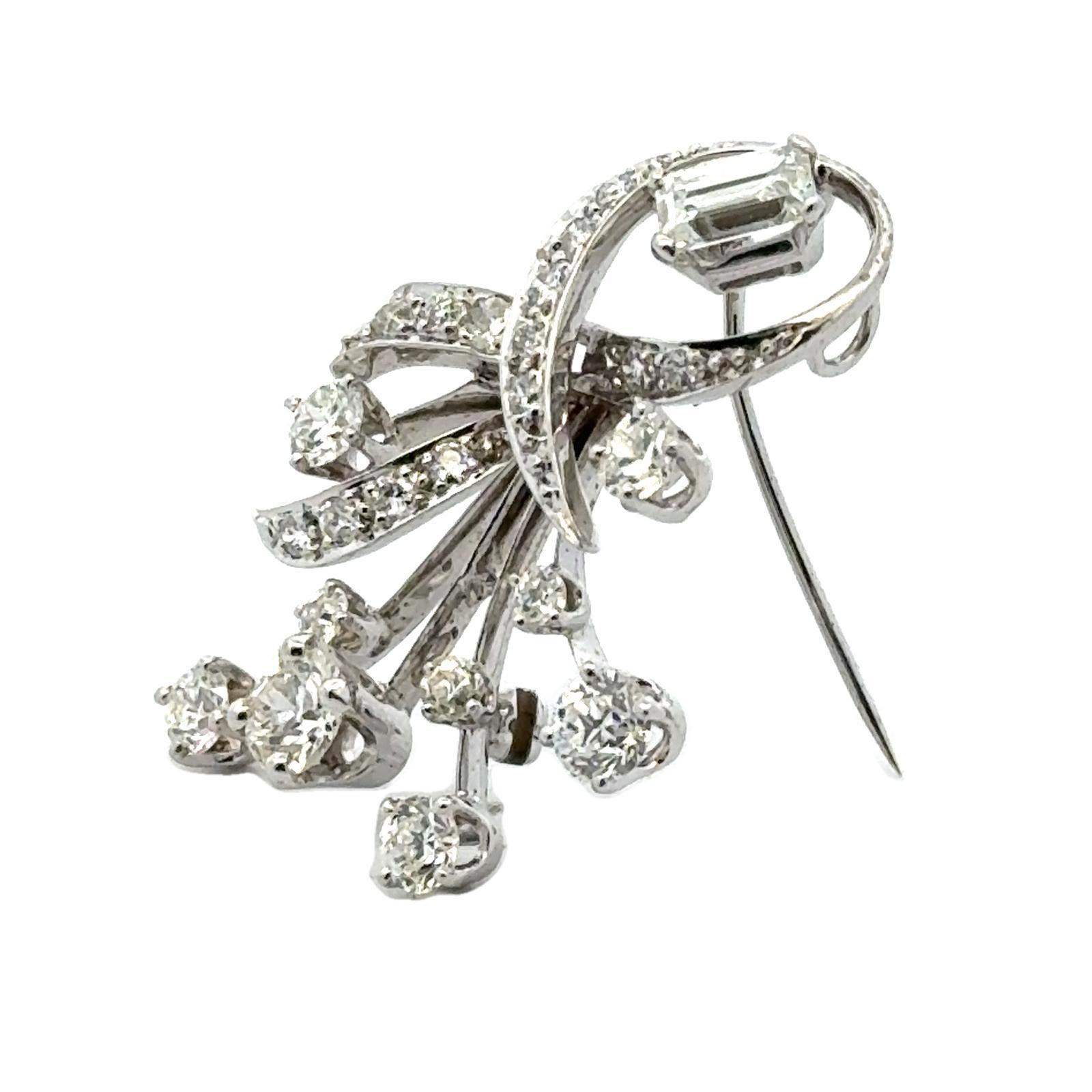 Art Deco 1940's Diamond 14 Karat White Gold Spray Brooch Pendant For Sale