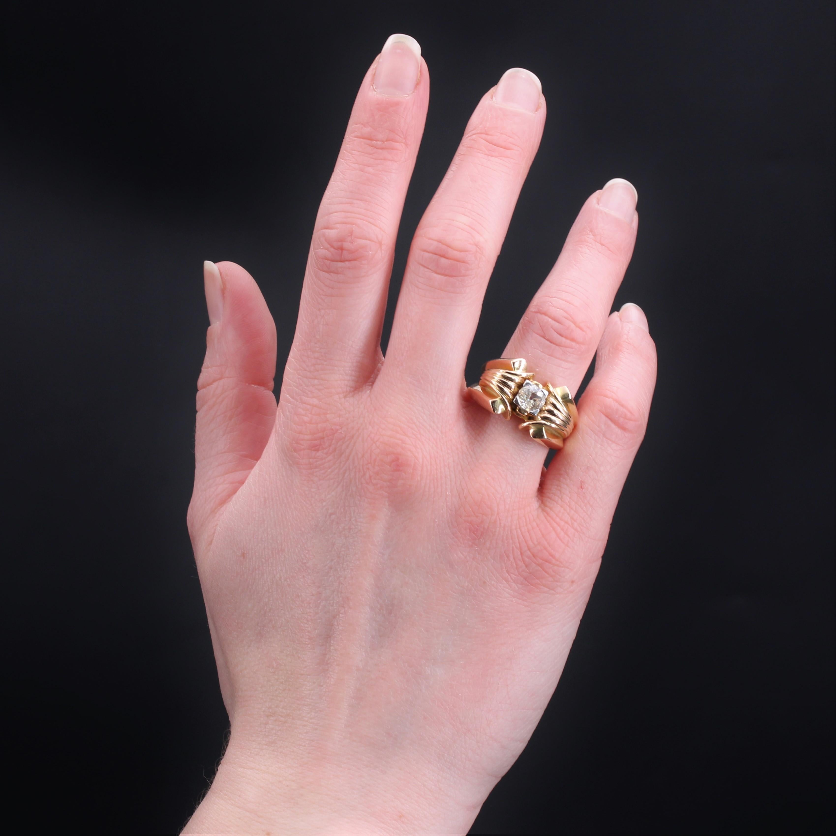 Retro 1940s Diamond 18 Karat Yellow Gold Tank Ring For Sale