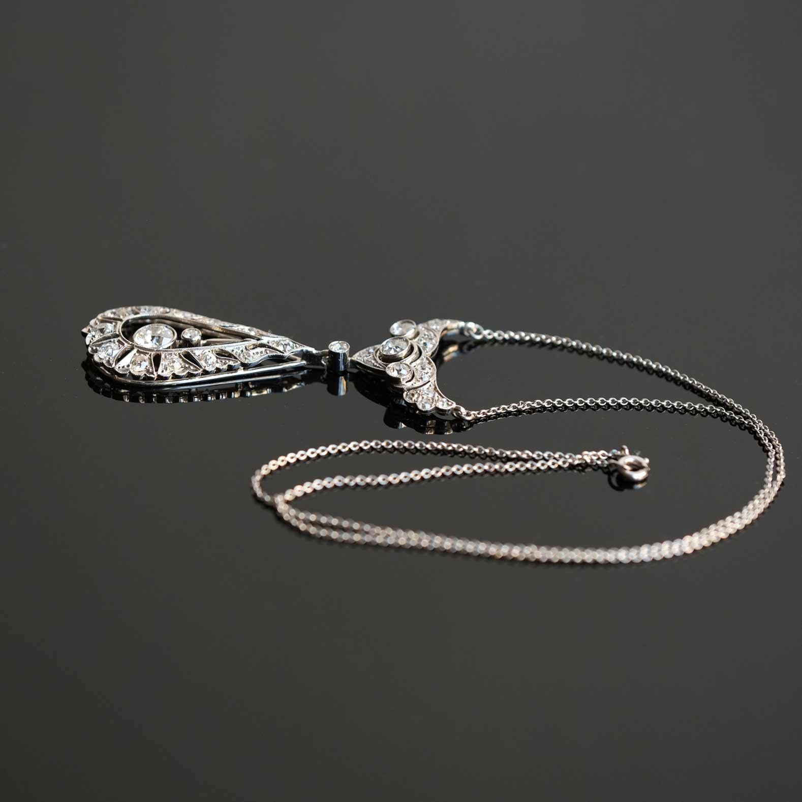 Collana di diamanti del 1940 in oro bianco in vendita 1