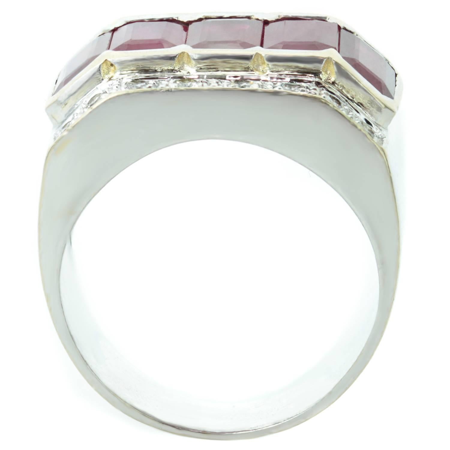 1940s Diamond Ruby White and Yellow Gold Ring For Sale 3