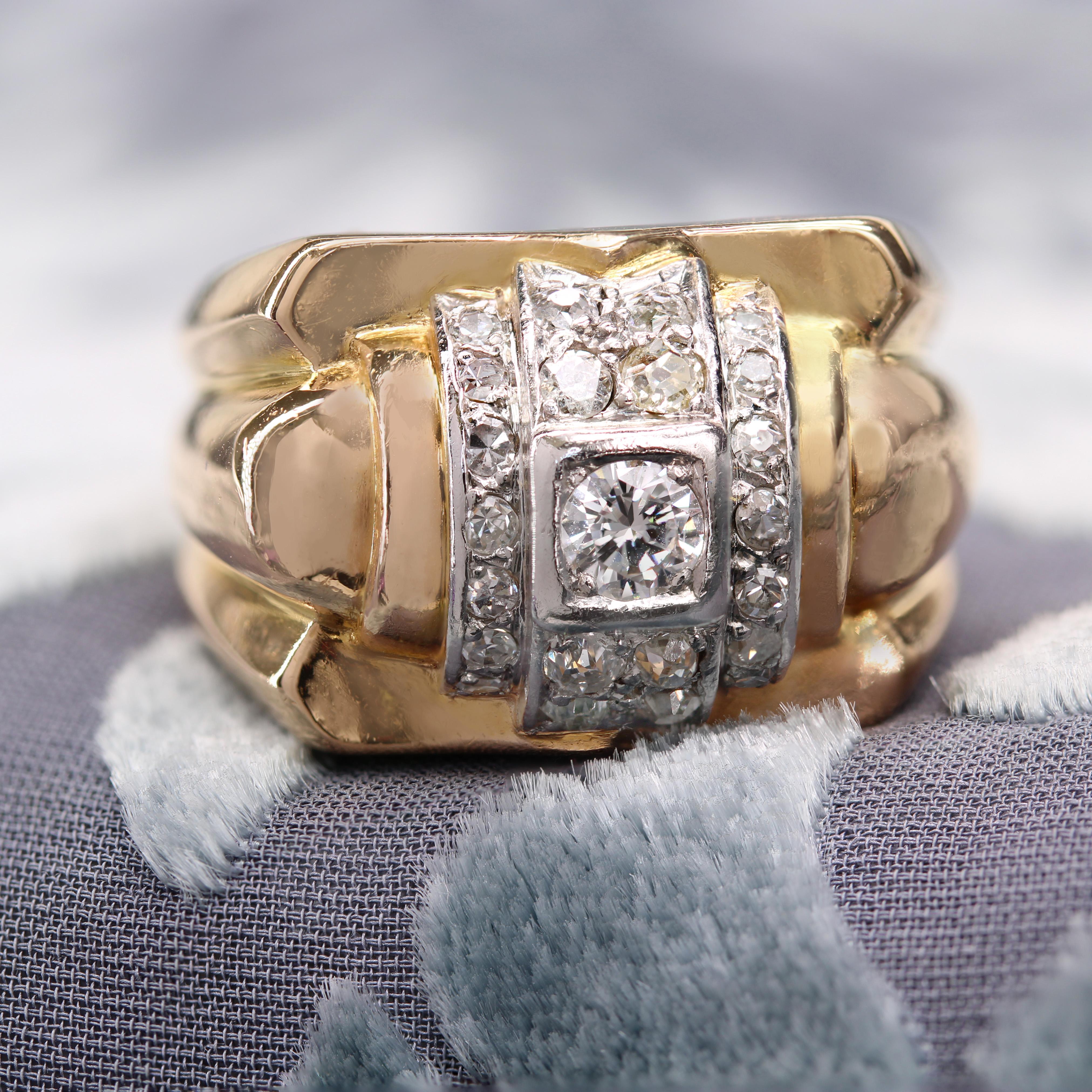 Retro 1940s Diamonds 18 Karat Yellow Gold Tank Signet Ring For Sale