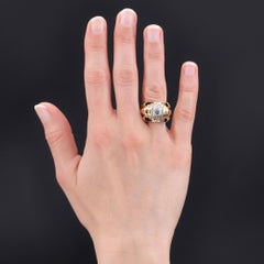 Bague sigillaire Tank en or jaune 18 carats et diamants, années 1940