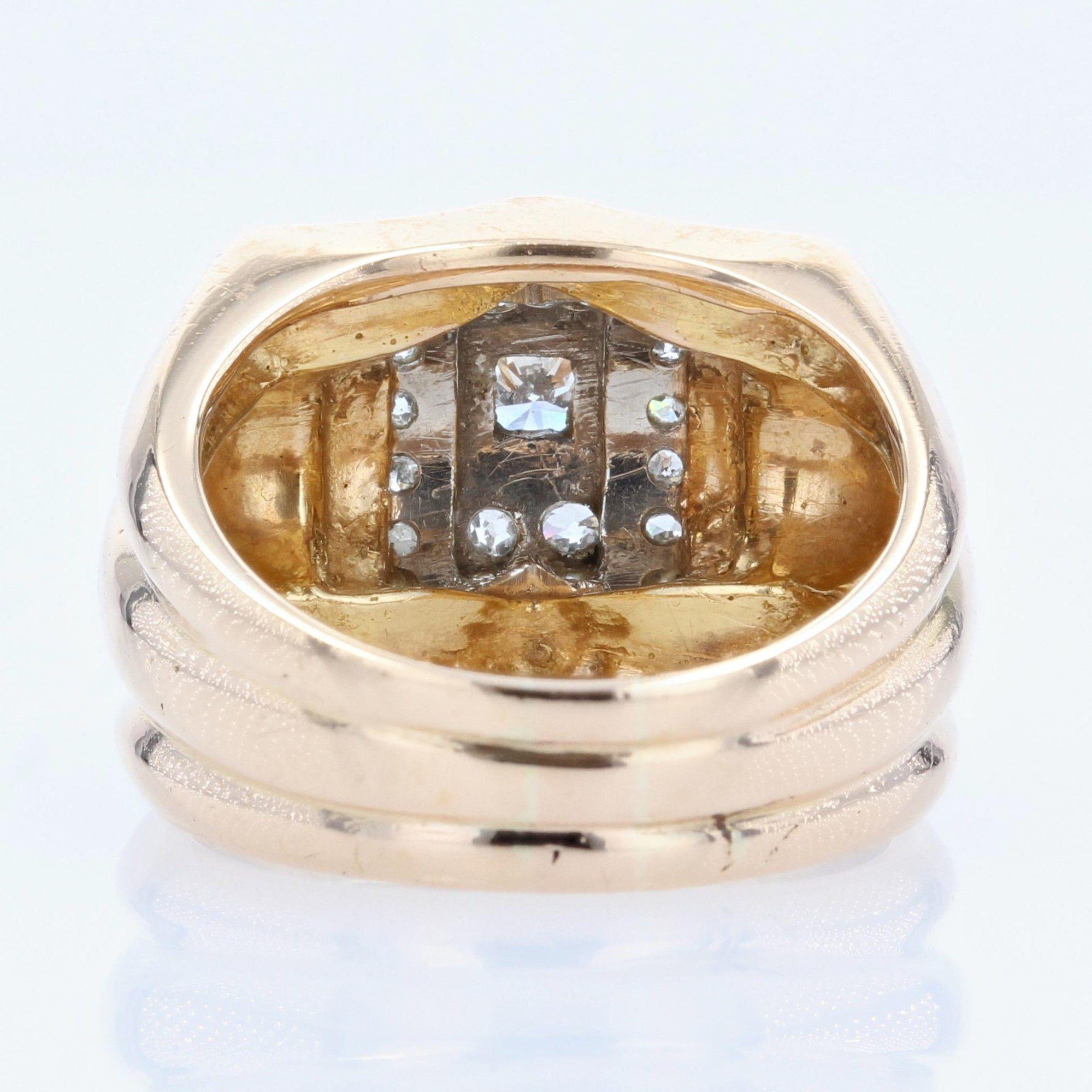 1940s Diamonds 18 Karat Yellow Gold Tank Signet Ring For Sale 8