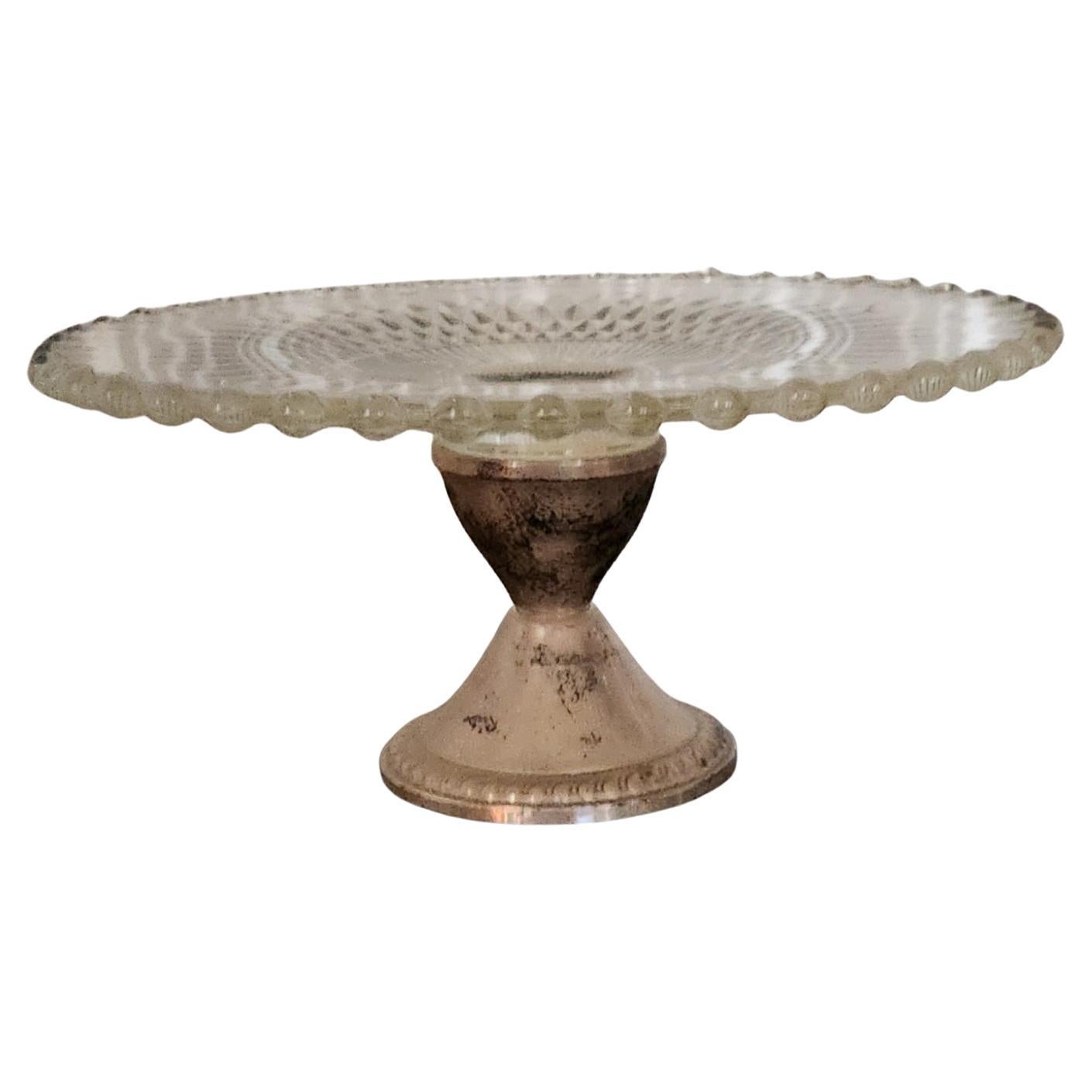 Vintage Maurice Duchin Sterling Silver Weighted Small Pedestal Cake Plate
stamped
sterling weighted Duchin Creation
6.5 across x 3.25t
Original unrestored vintage with wear, fading present.
Refer to images