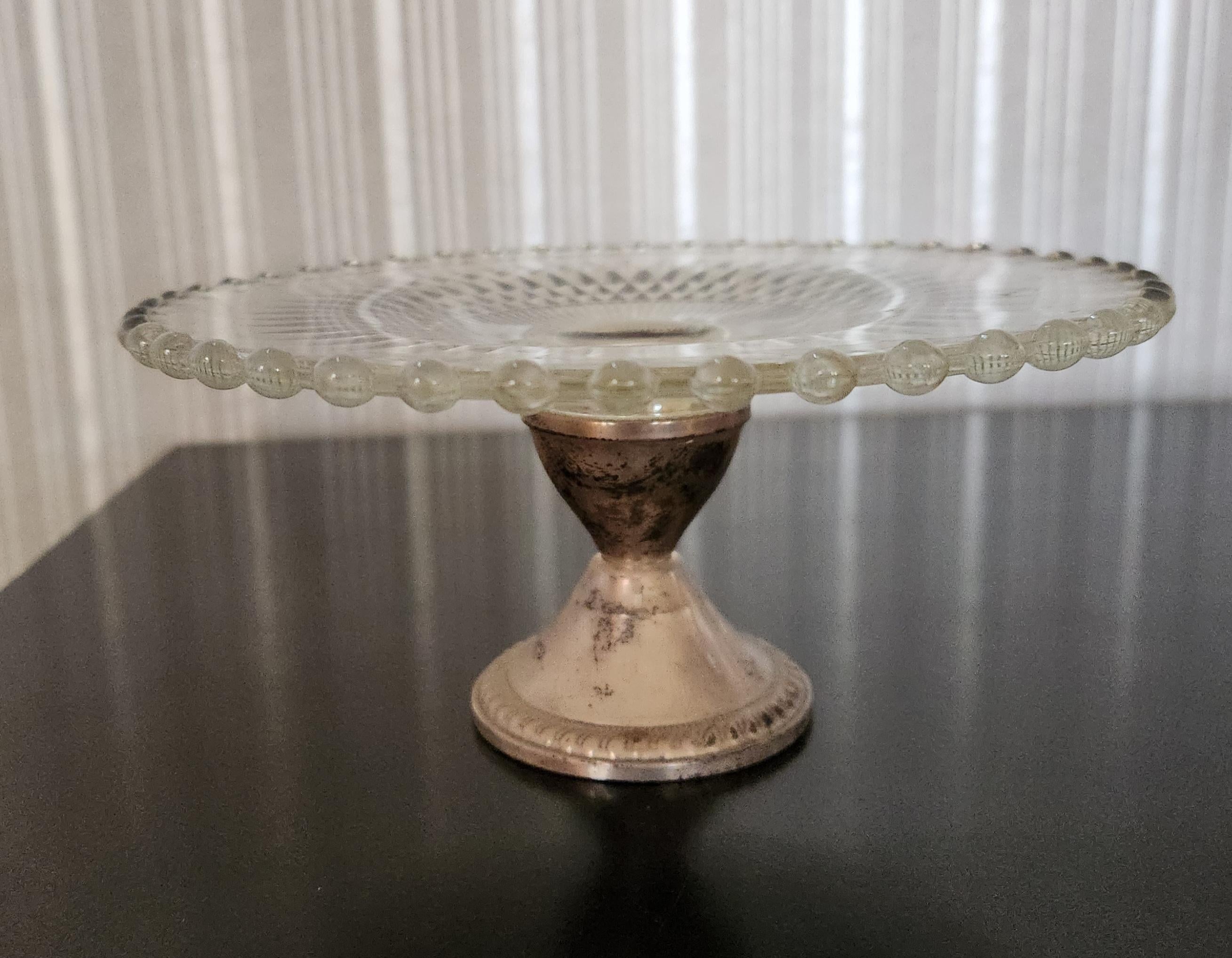 1940s Maurice Duchin Petite Pedestal Cake Plate Sterling Silver For Sale 4