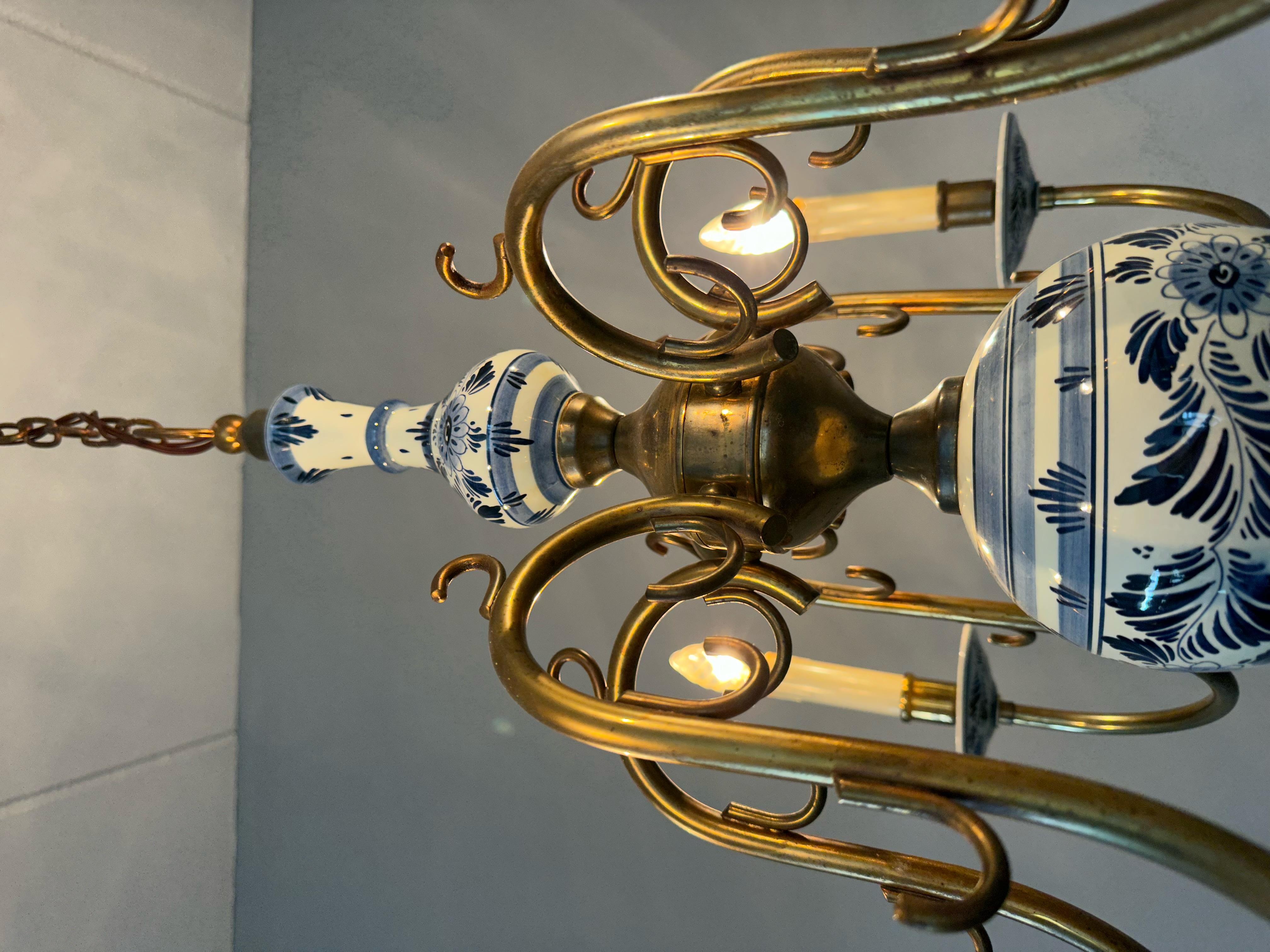 1940s Dutch Brass and Porcelain Hand Painted Delft Blue and White Chandelier 6