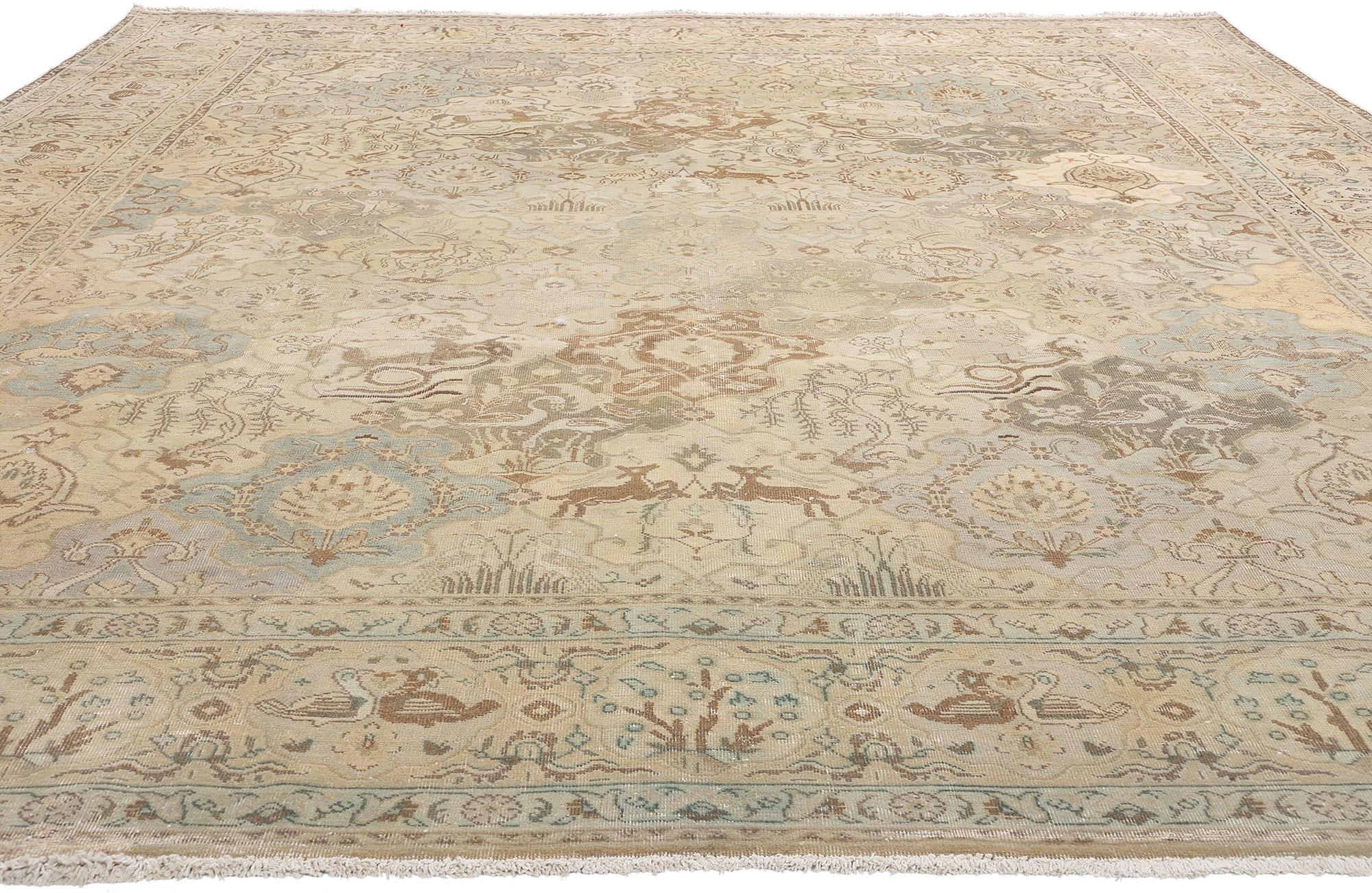 Coloniale spagnolo Tappeto Tabriz persiano anni '40, tonalità terra, stile moderno e tradizionale in vendita