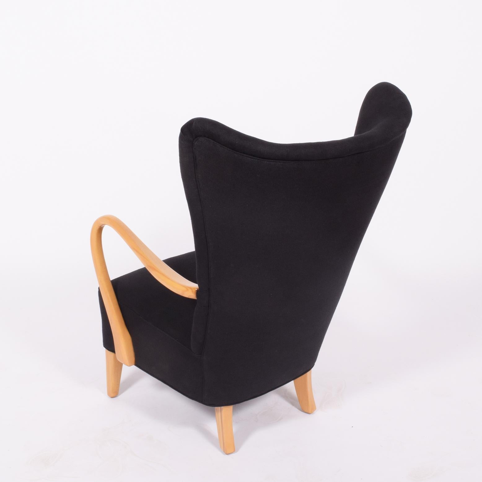 Scandinavian Modern 1940s Easy Chair by Elias Svedberg