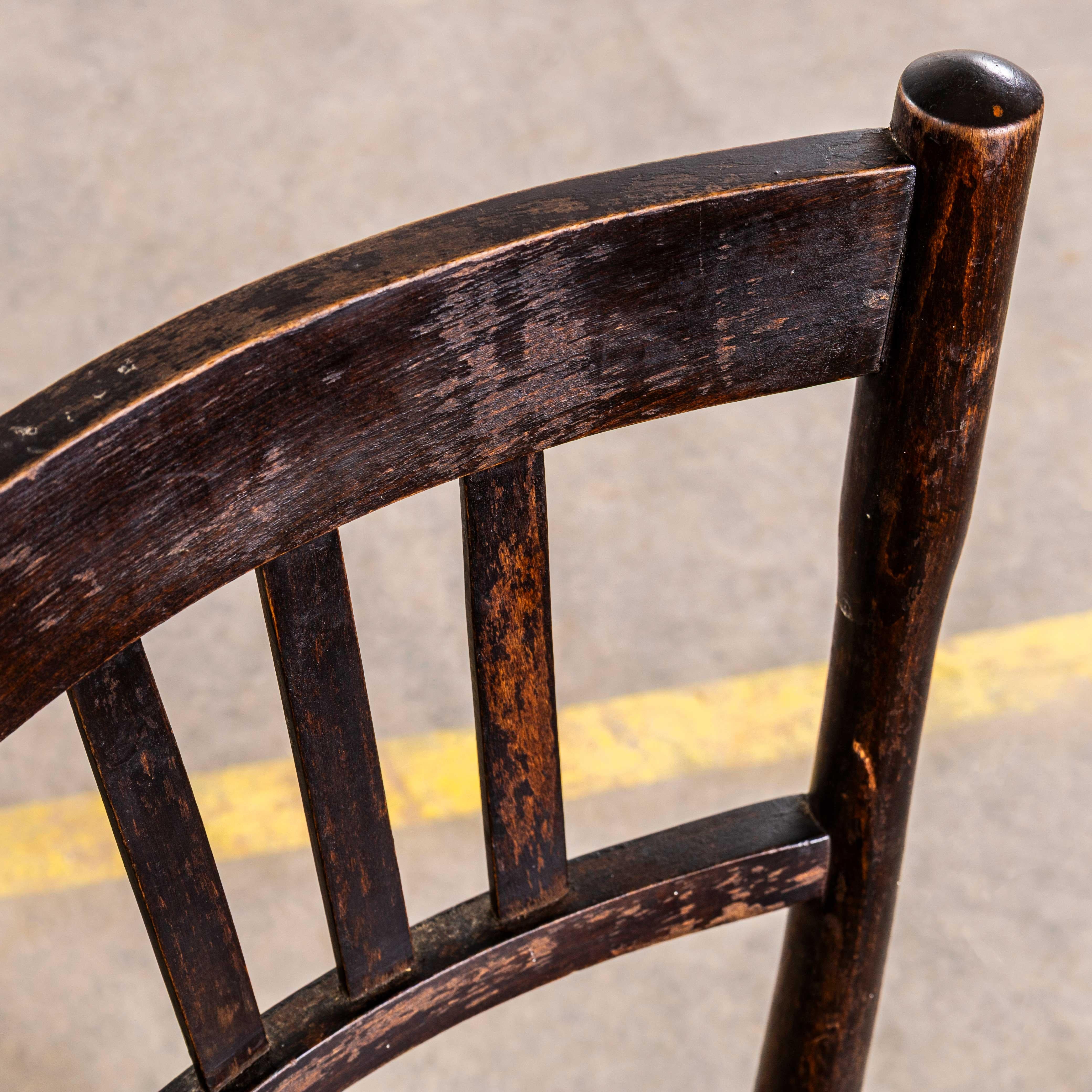 1940's Elegant Dark Oak Bentwood Thonet Dining Chairs – Pair For Sale 3
