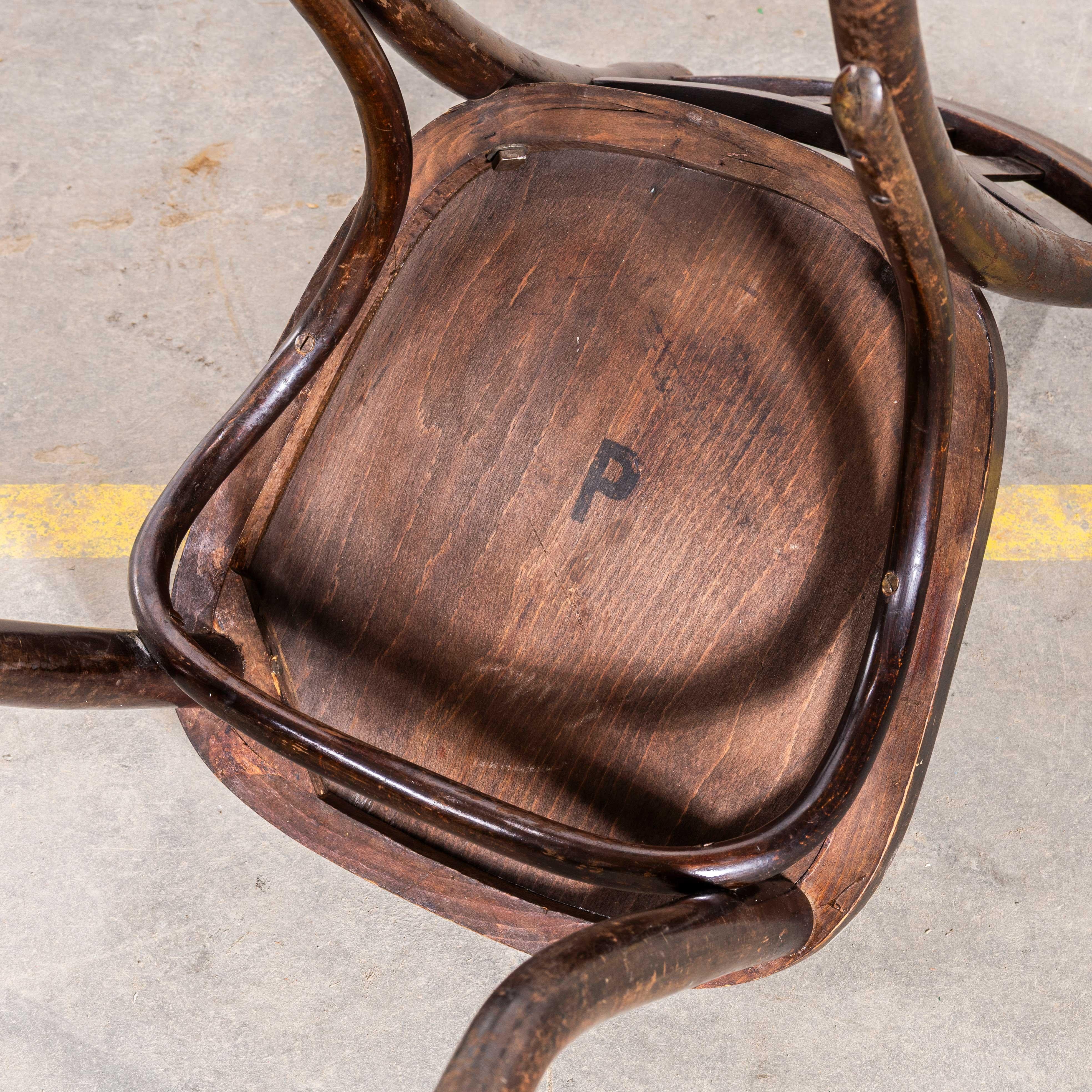 1940's Elegant Dark Oak Bentwood Thonet Dining Chairs – Pair For Sale 4