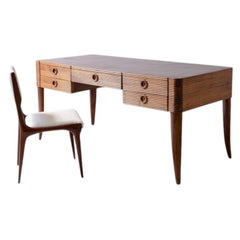 1940's Elegant wooden desk by Paolo Buffa