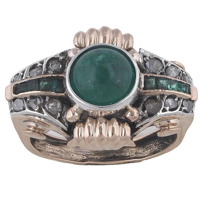 1940s Emerald Diamond Gold Platinum Retro Dress Ring In Excellent Condition In Firenze, IT