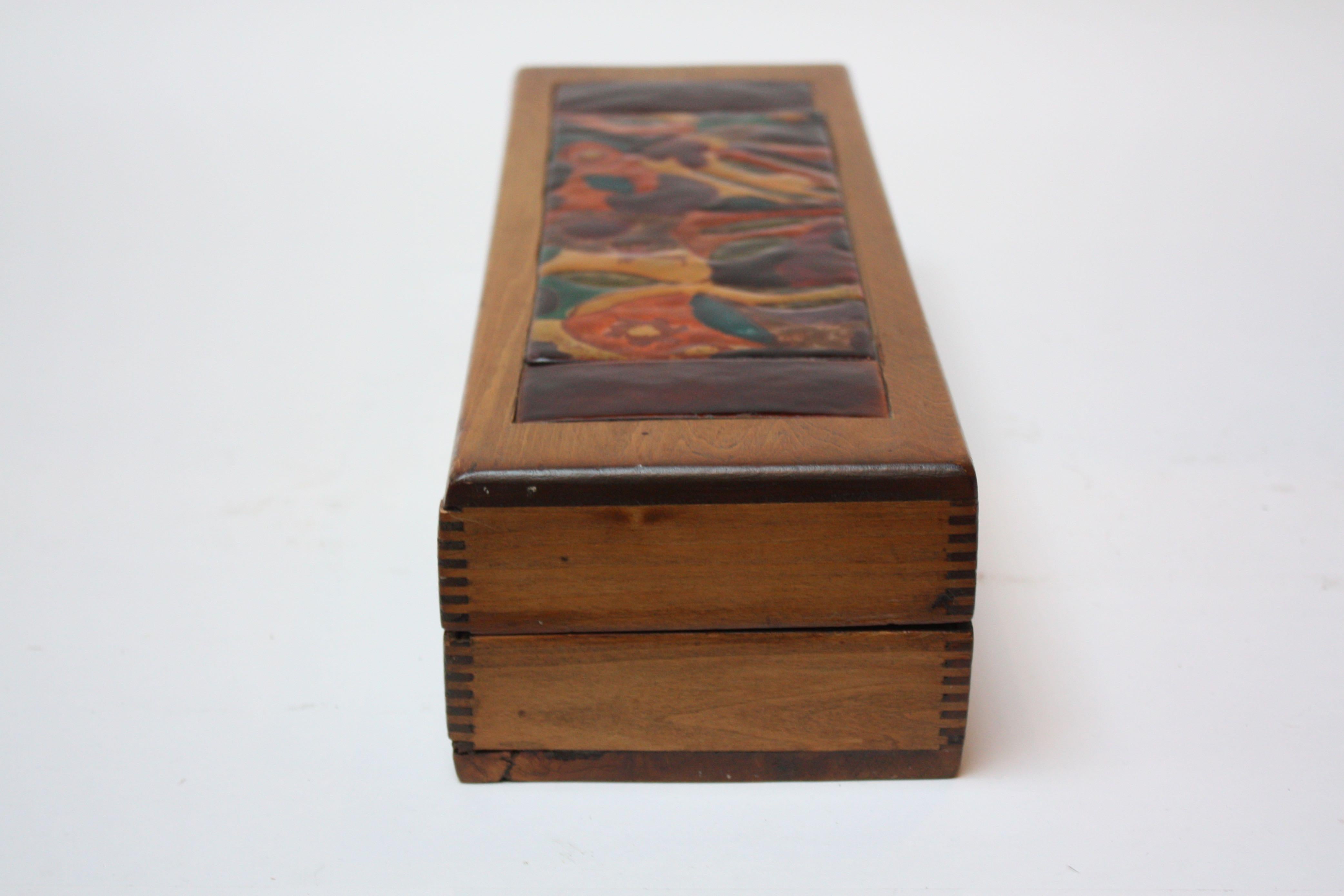 American 1940s Enamel and Wooden Box by Elizabeth Bensley For Sale