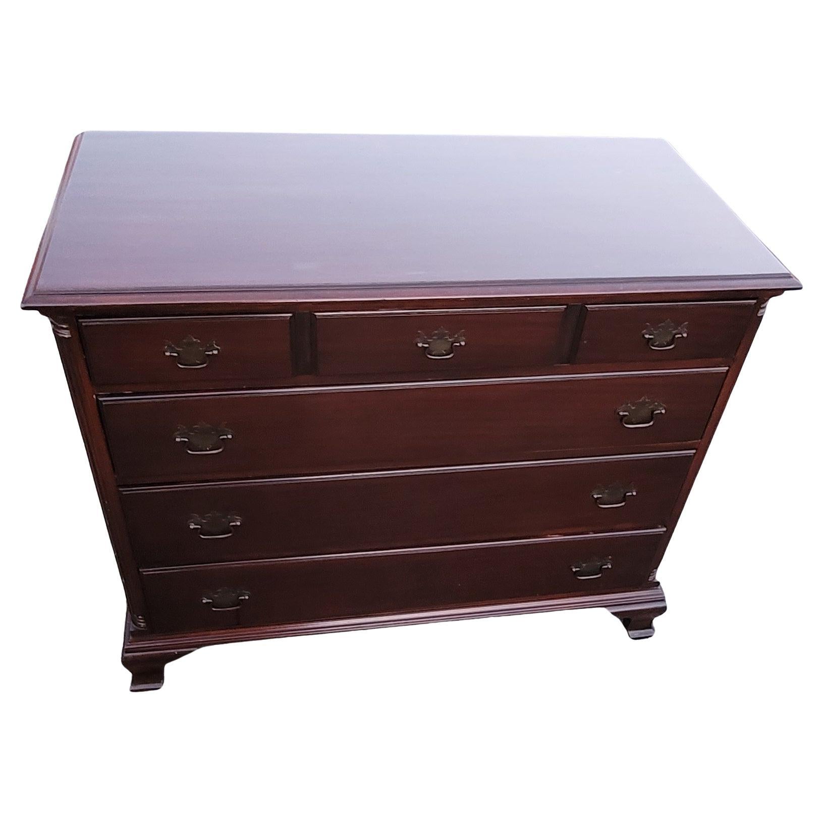 English Chippendale Mahogany Commode Chest of Drawers. Features 4 large drawers functioning to perfection with dovetailed joints. Measures 44