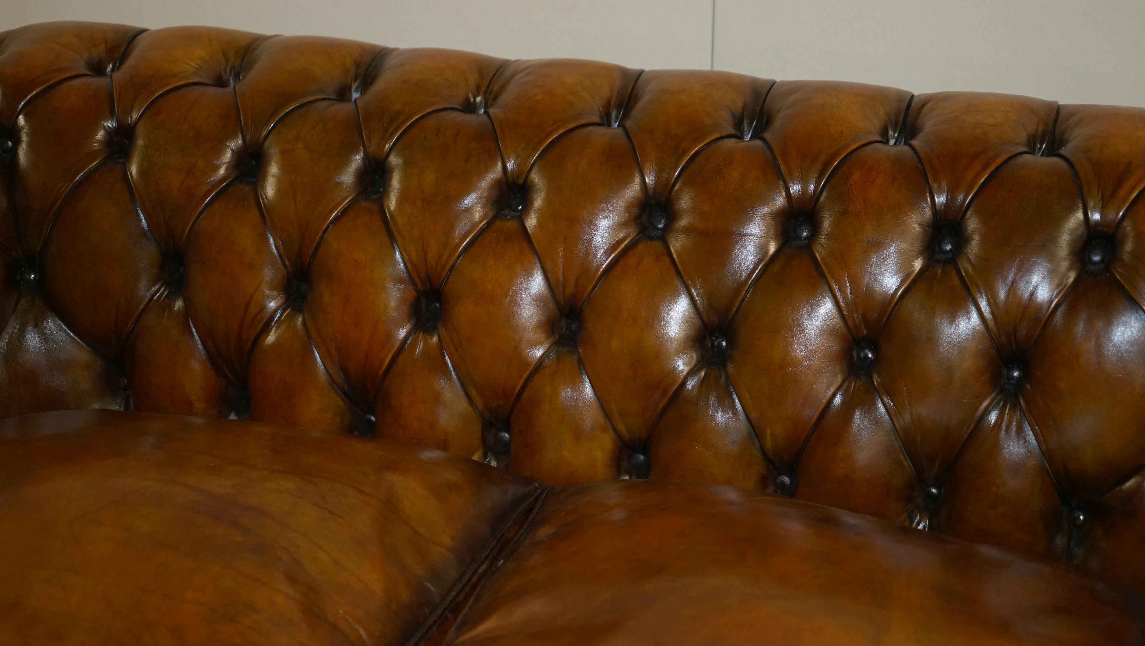 Hand-Crafted 1940's ENGLISH HAND DYED RESTORED WHISKY BROWN LEATHER CHESTERFIELD CLUB SOFA For Sale
