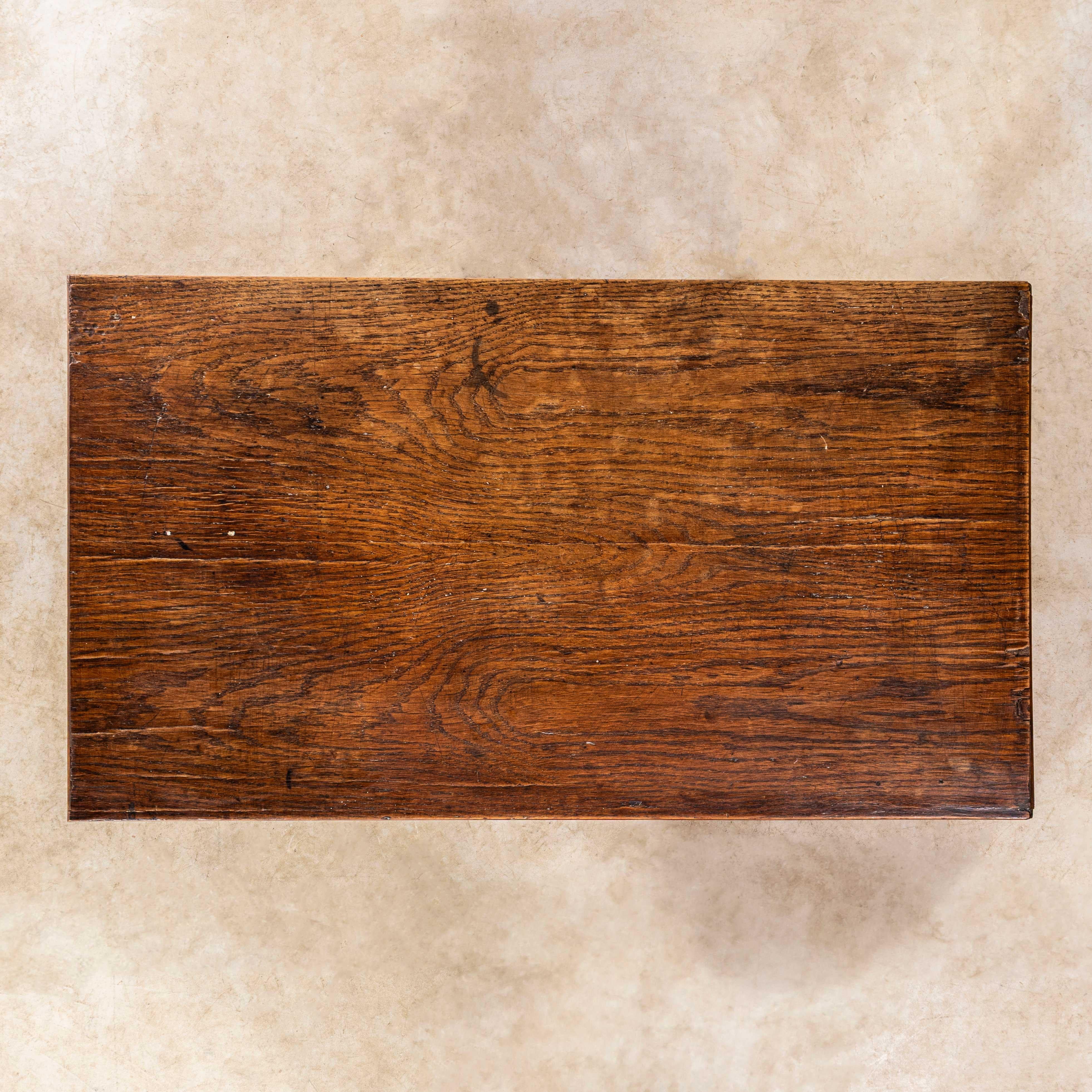 1940's English Oak Compact Desk - Four Drawer For Sale 2