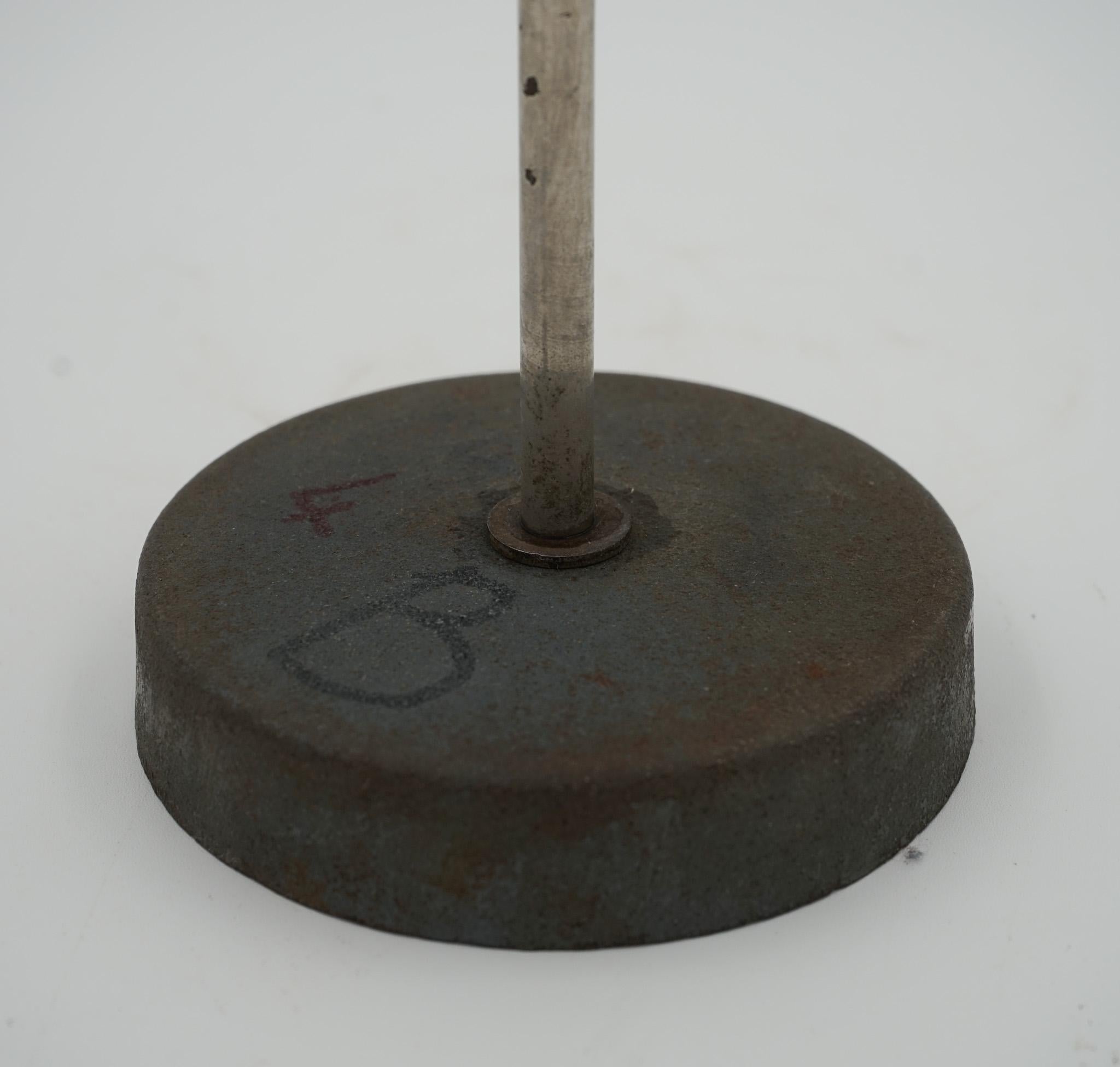 Table d'École D'LABORATORY ENGLISH SALVAGED des années 1940 ADJUSTABLE LiGHT 001 en vente 5