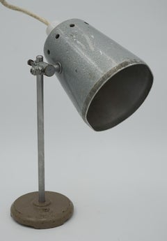 1940'S ENGLISH SALVAGED LABORATORY SCHOOL TABLE LAMP ADJUSTABLE LiGHT 003