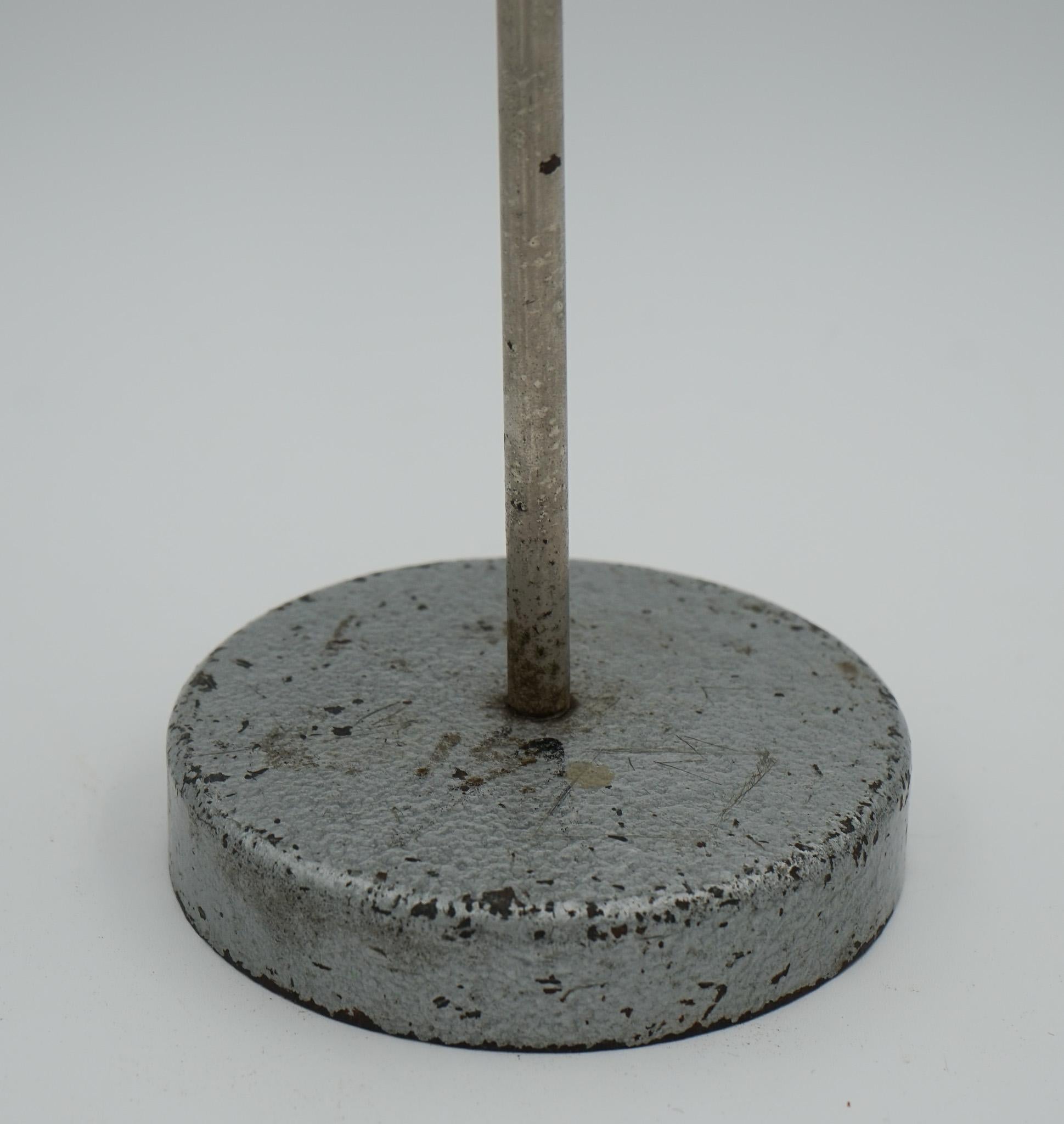 Metal 1940'S ENGLISH SALVAGED LABORATORY SCHOOL TABLE LAMP ADJUSTABLE LiGHT 005 For Sale