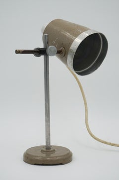 1940'S ENGLISH SALVAGED LABORATORY SCHOOL TABLE LAMP ADJUSTABLE LiGHT 007