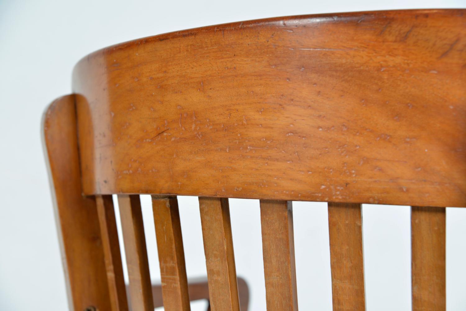 1940s English Swivel Tilt Hillcrest Industrial Teck Captain's Office Desk Chair en vente 9