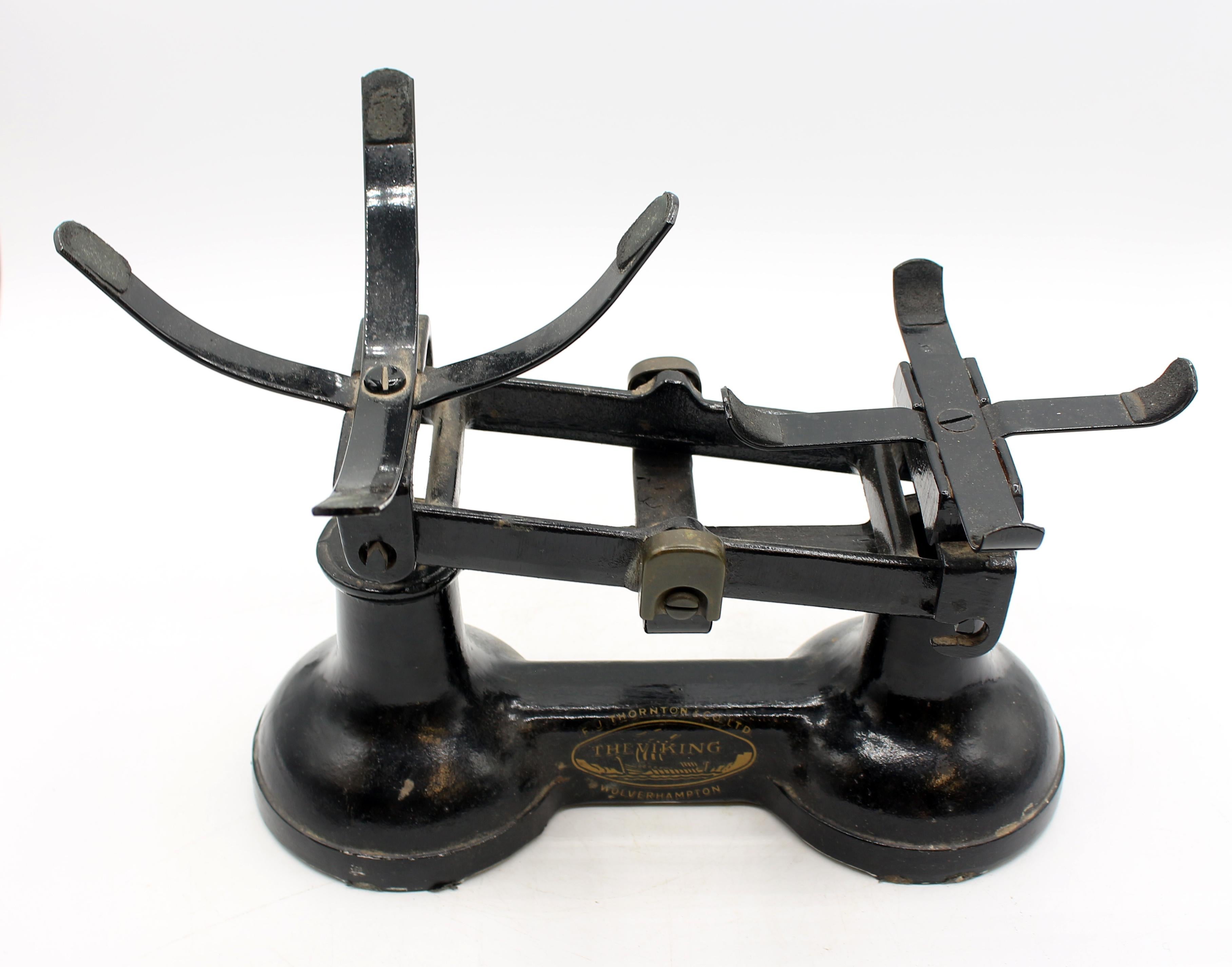 Gilt 1940s English The Viking Scale & Weights by F. J. Thornton & Co. Ltd. For Sale