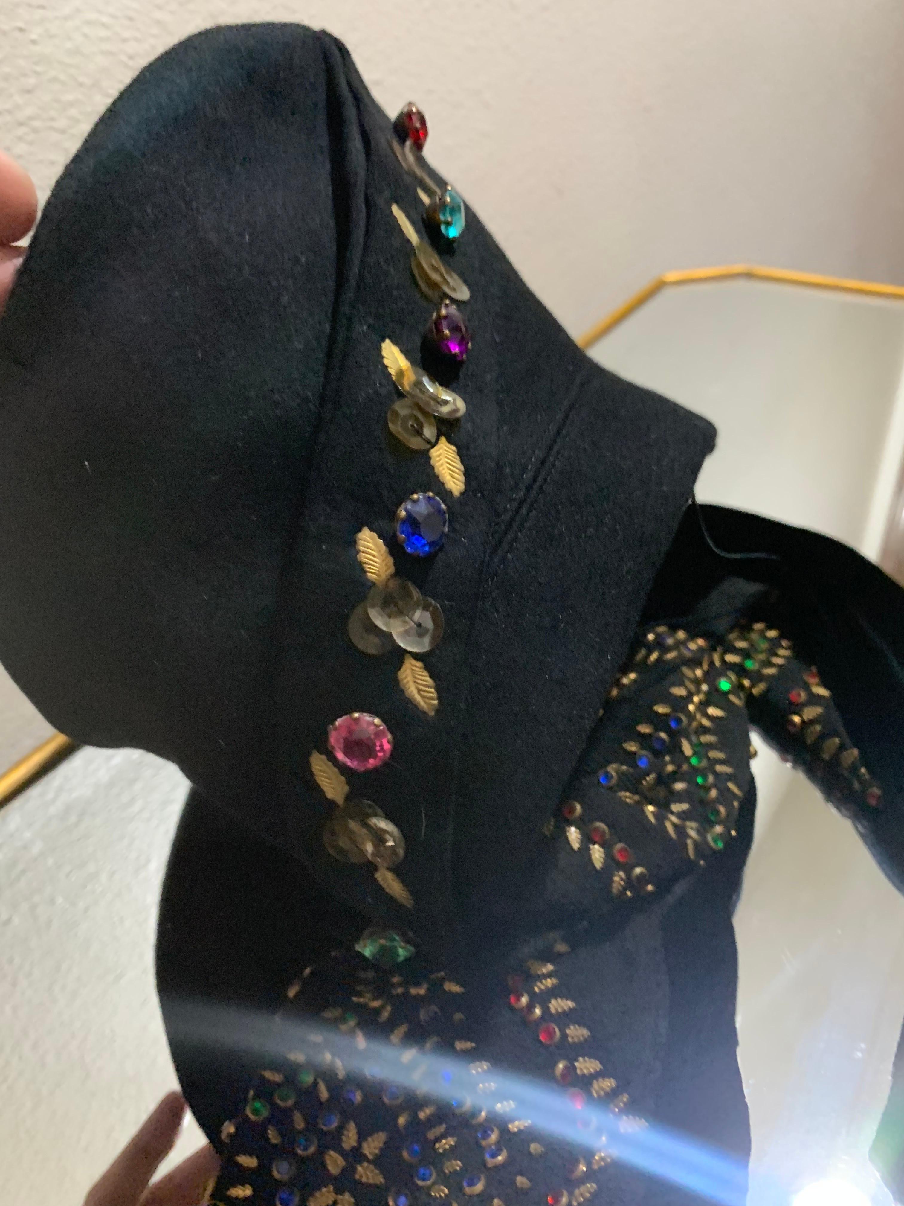 1940s Evelyn Varon Tall Black Toque-Style Hat & Scarf Set w Jeweled Detailing For Sale 13