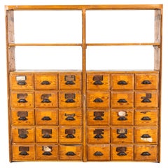 Étagère d'atelier en faux bois des années 1940 - trente tiroirs