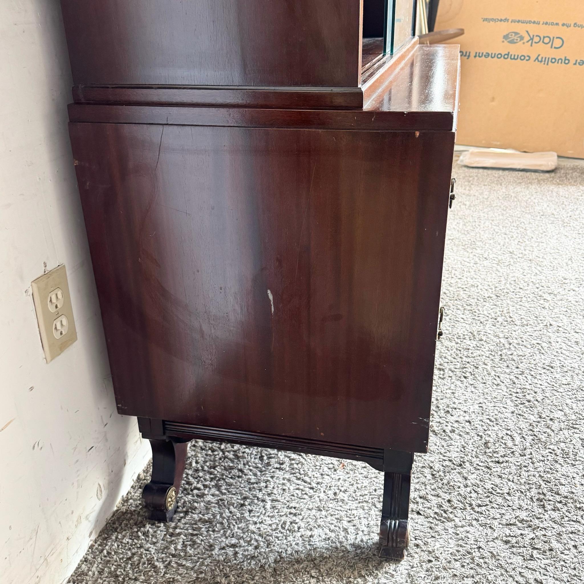 1940s Federal Flamed Mahogany China/Display Cabinet by Rway 1