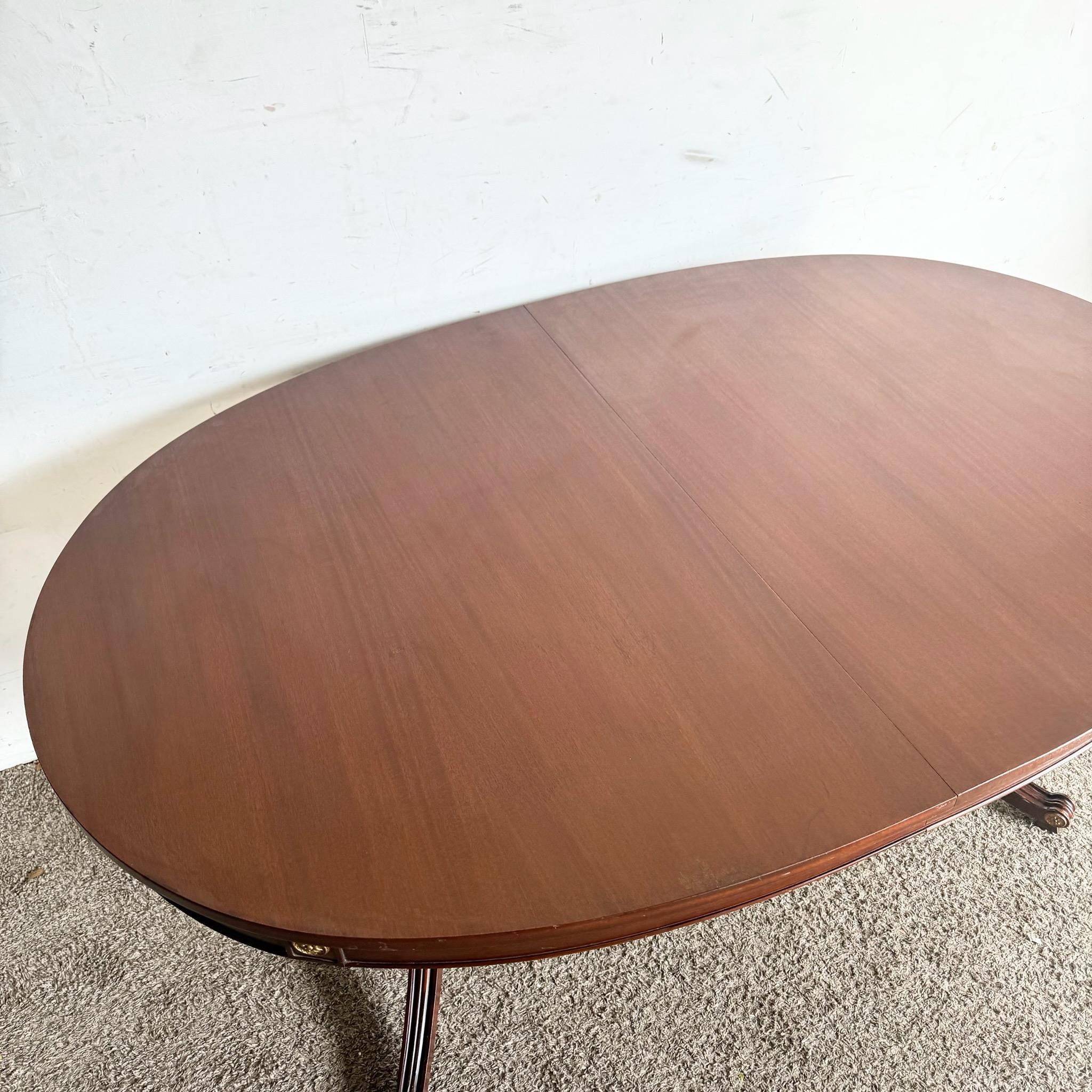 Table de salle à manger fédérale des années 1940 en acajou flammé avec plateau en verre par Rway en vente 7
