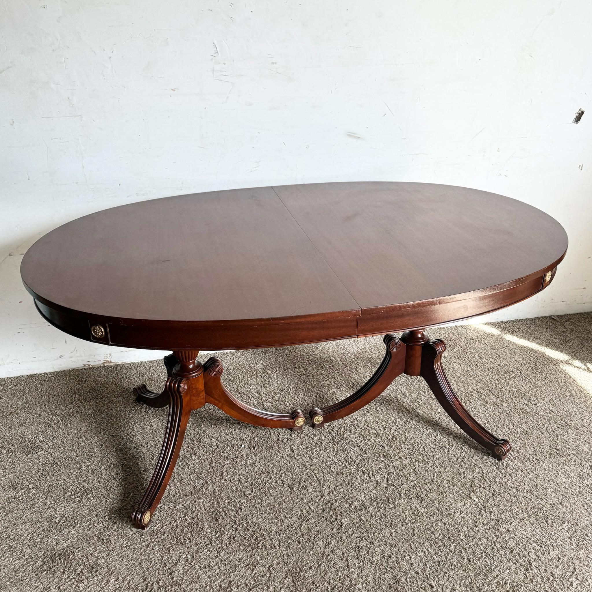 Table de salle à manger fédérale des années 1940 en acajou flammé avec plateau en verre par Rway en vente 10