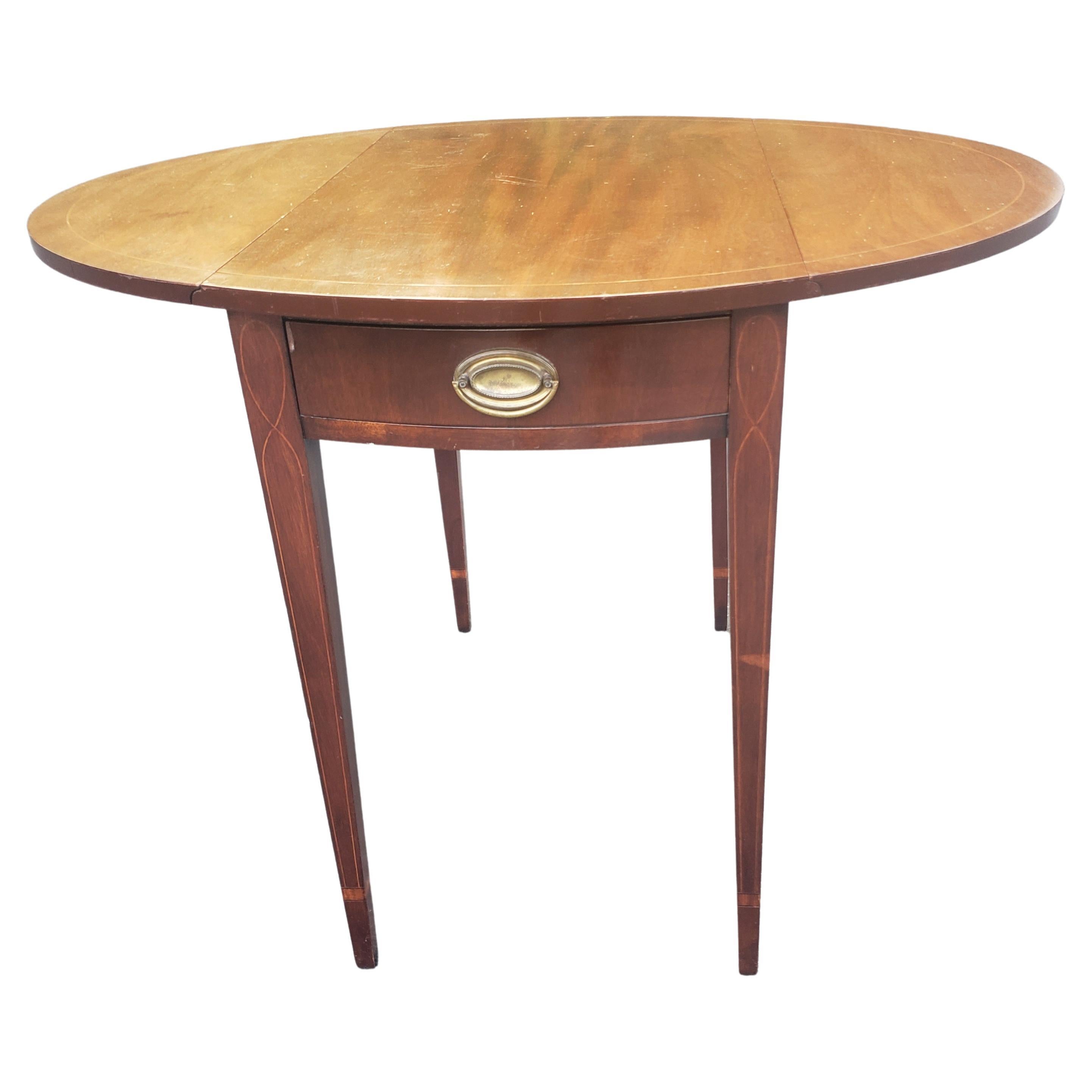 Georgian 1940s Federal Mahohany and Satinwood Inlaid Pembroke Side Table For Sale