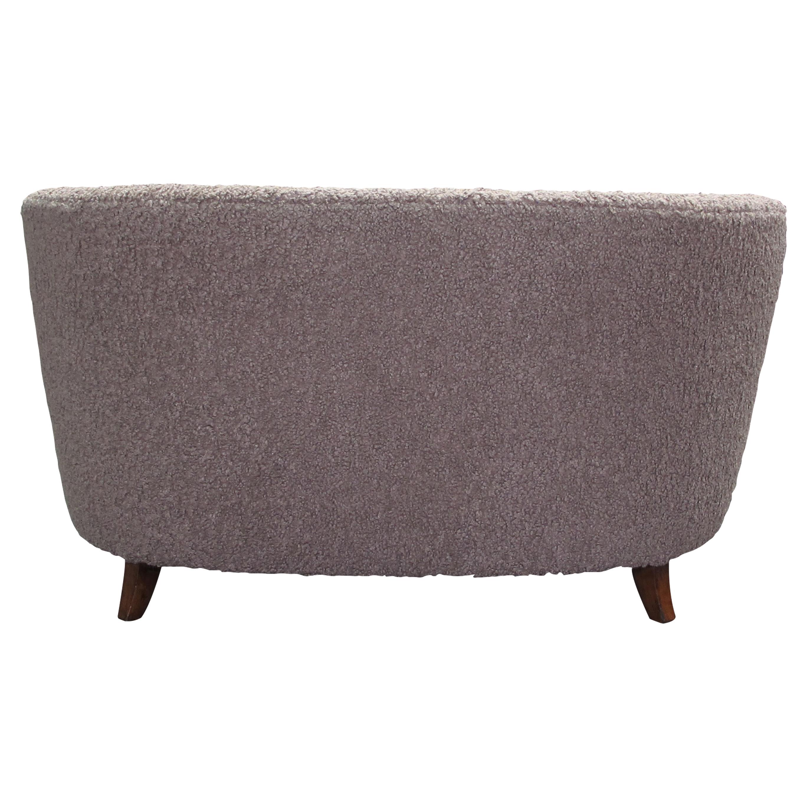 Mid-20th Century 1940s Finnish Curved Sofa with Buttoned Backrest by Carl-Johan Boman For Sale