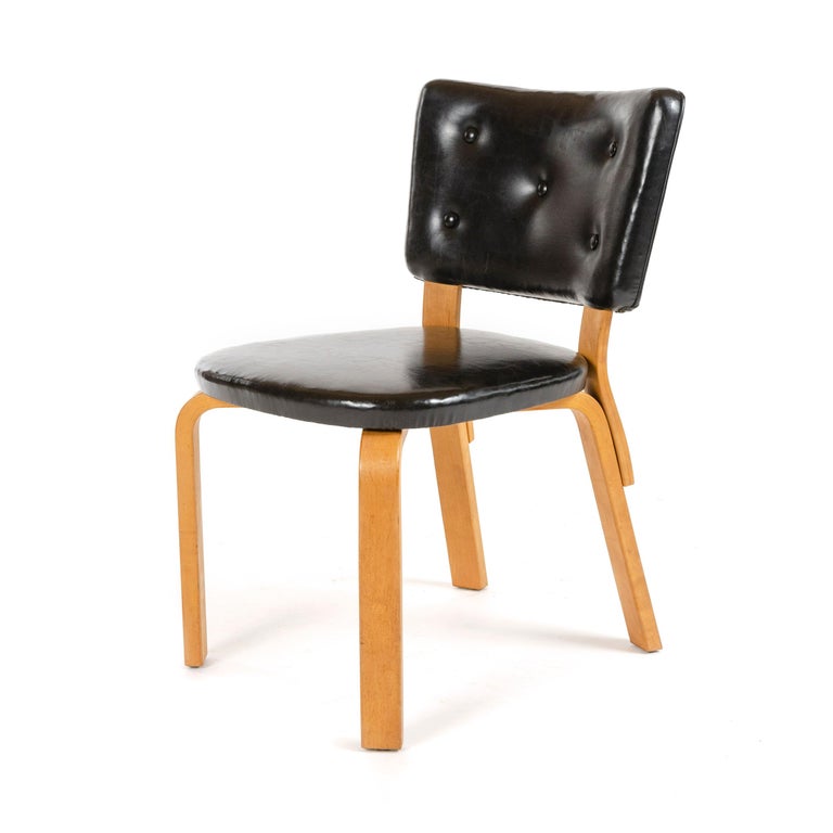 Scandinavian Modern 1940s Finnish Dining Chair by Alvar Aalto for Artek For Sale