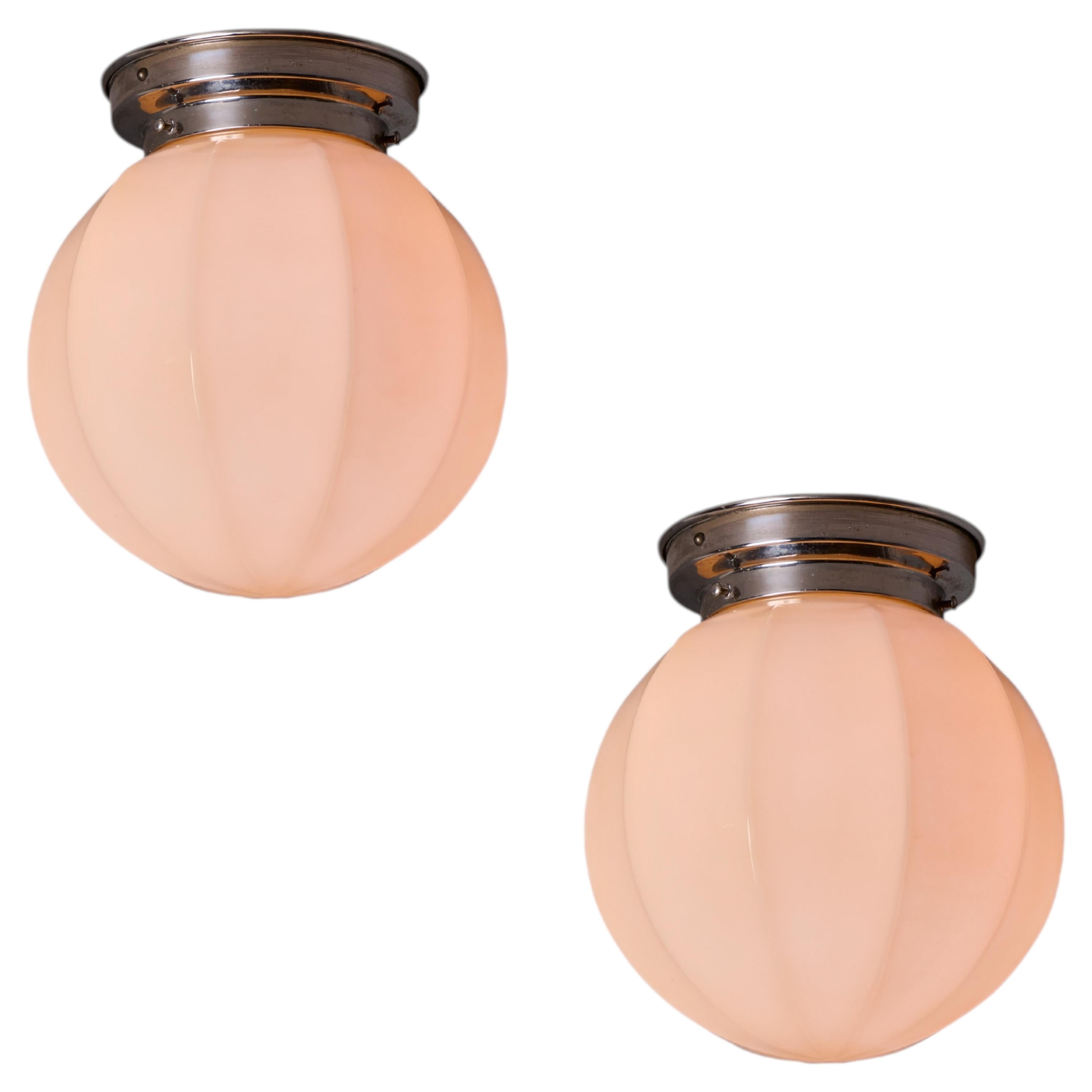 Lampe géométrique finlandaise en verre et métal des années 1940 à la manière de Paavo Tynell