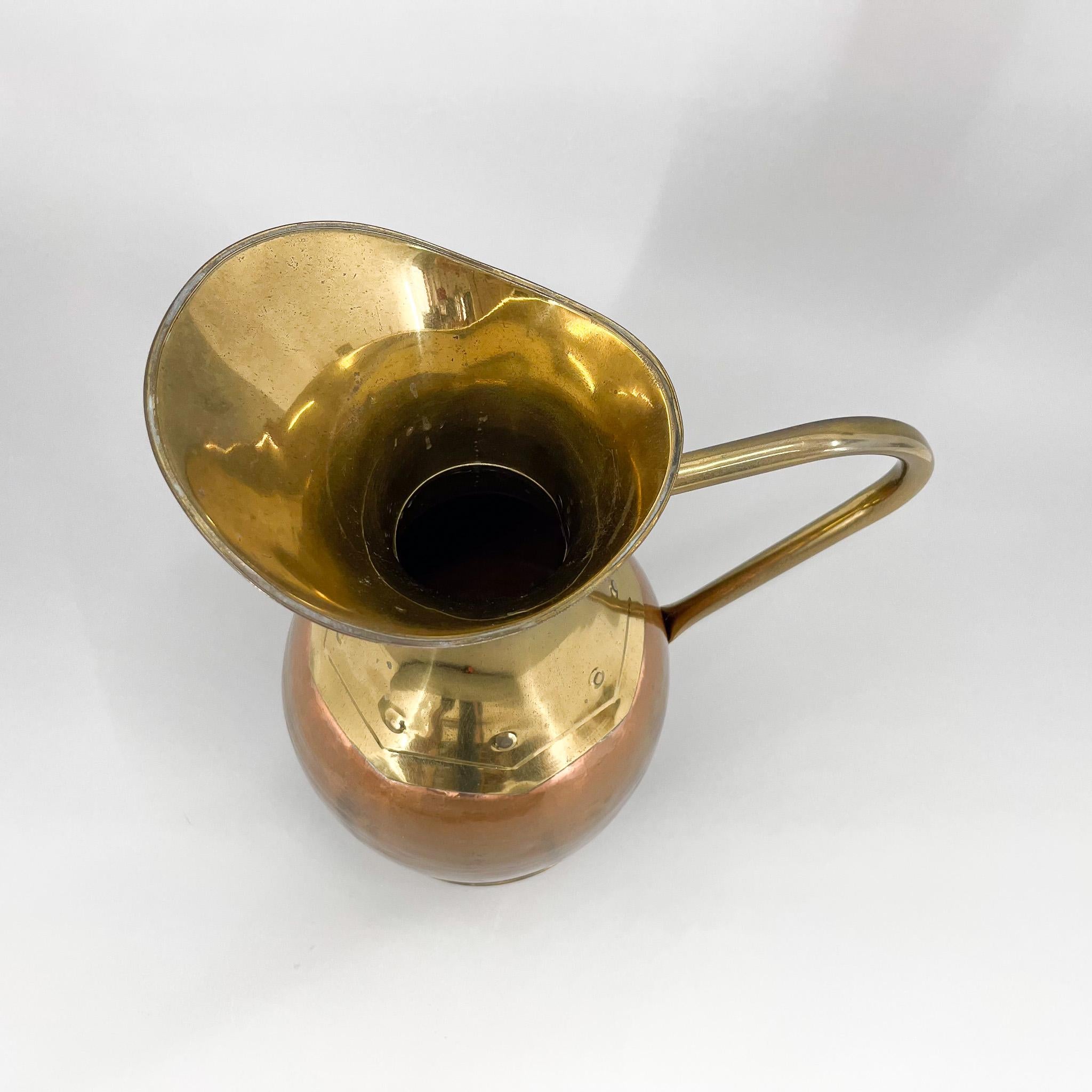 1940's Floor Brass & Copper Water Jug, Belgium For Sale 1