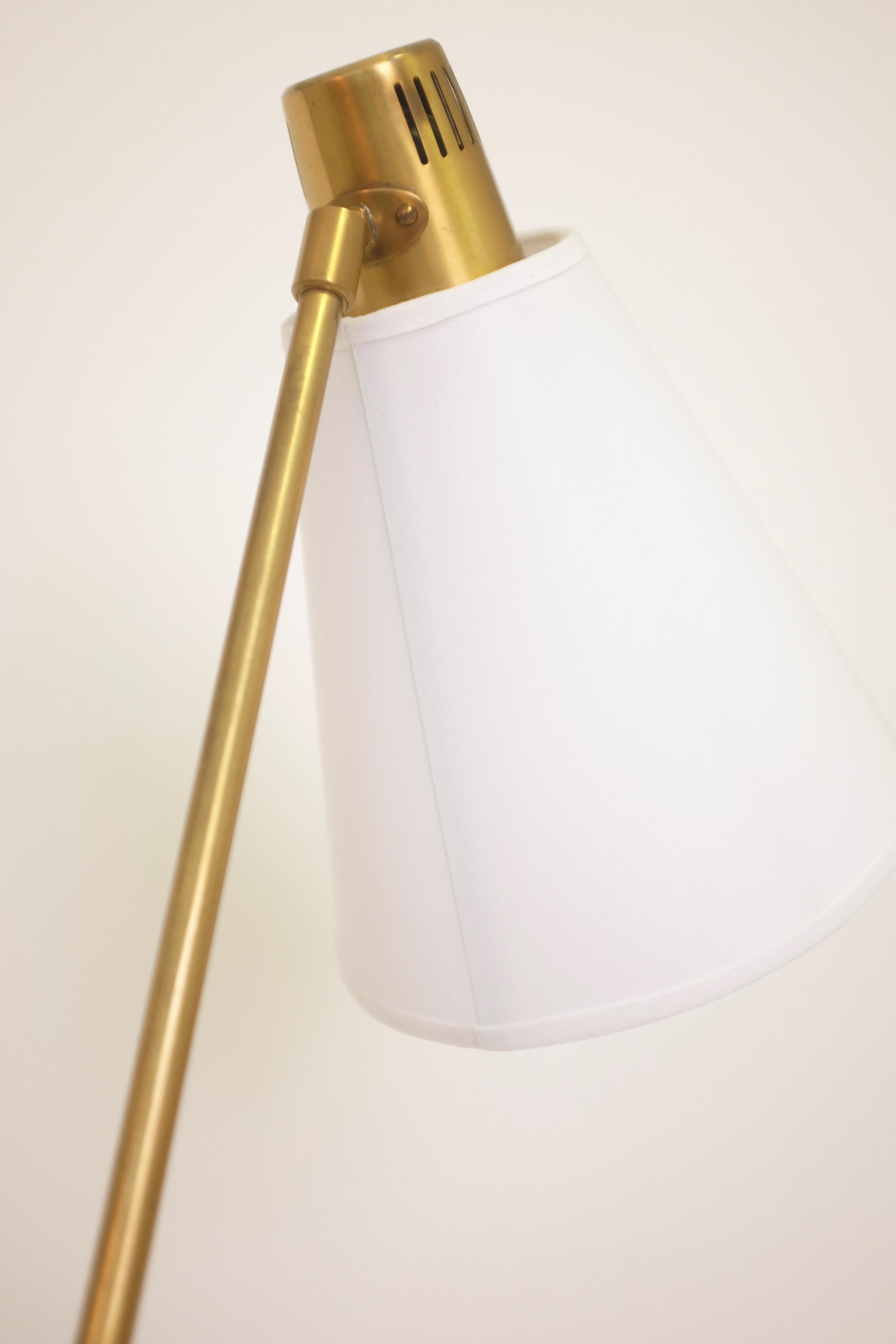 Mid-20th Century 1940's Floor Lamp Model 541 by Hans Bergström for Ateljé Lyktan For Sale