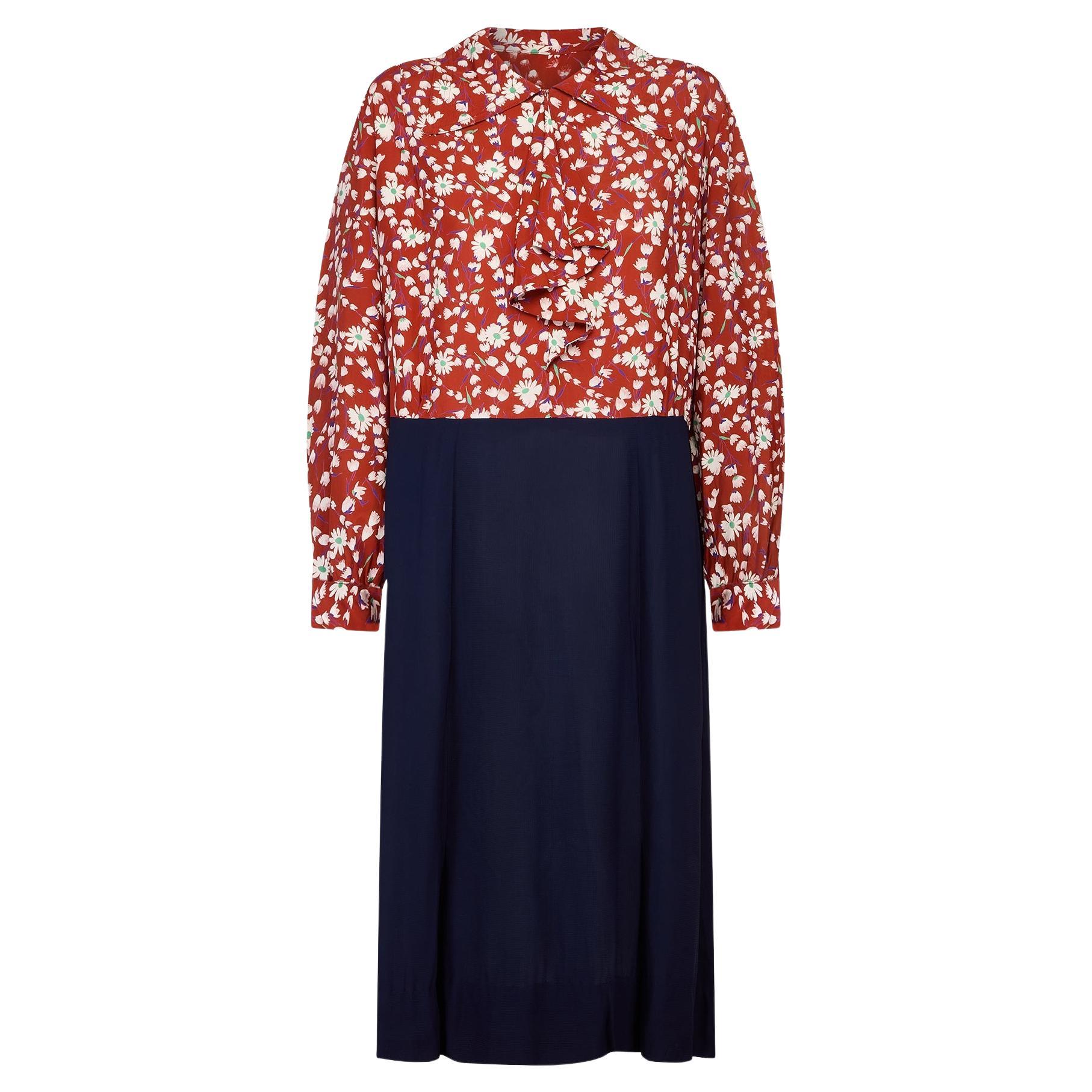 Abito anni '40 in Rayon e Crepe Navy con camicia floreale di Volup in vendita