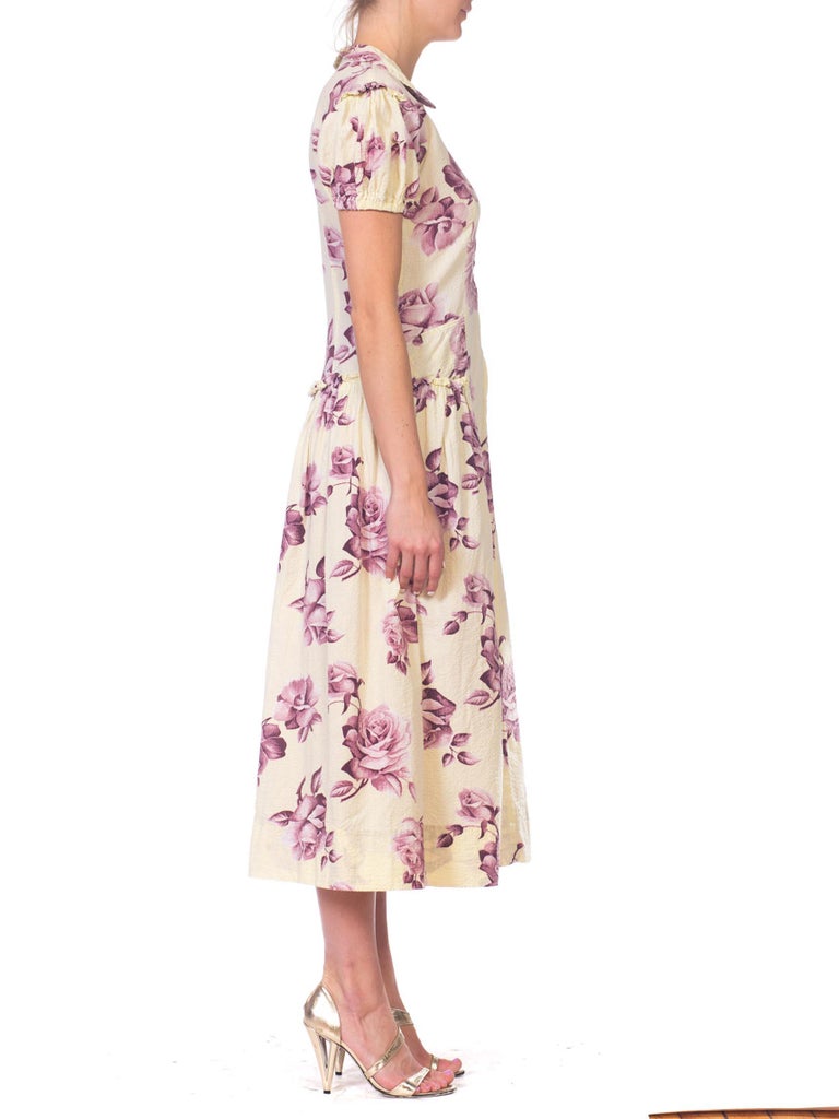 1940s Floral Cotton House Dress Size L For Sale at 1stdibs